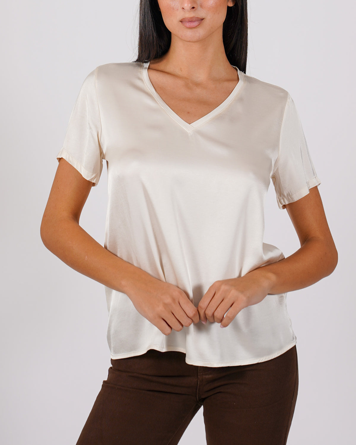 Blusa scollo a v in mano raso - Bratislava