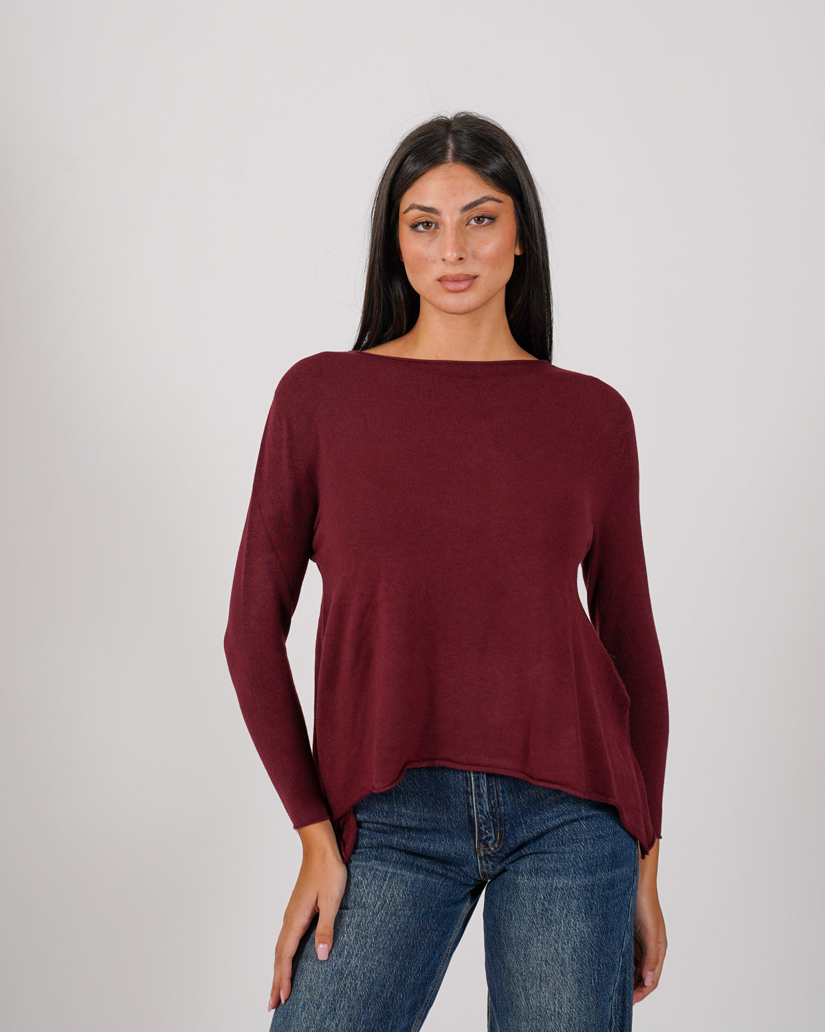 Maglia girocollo minimal con spacchi laterali - Austria