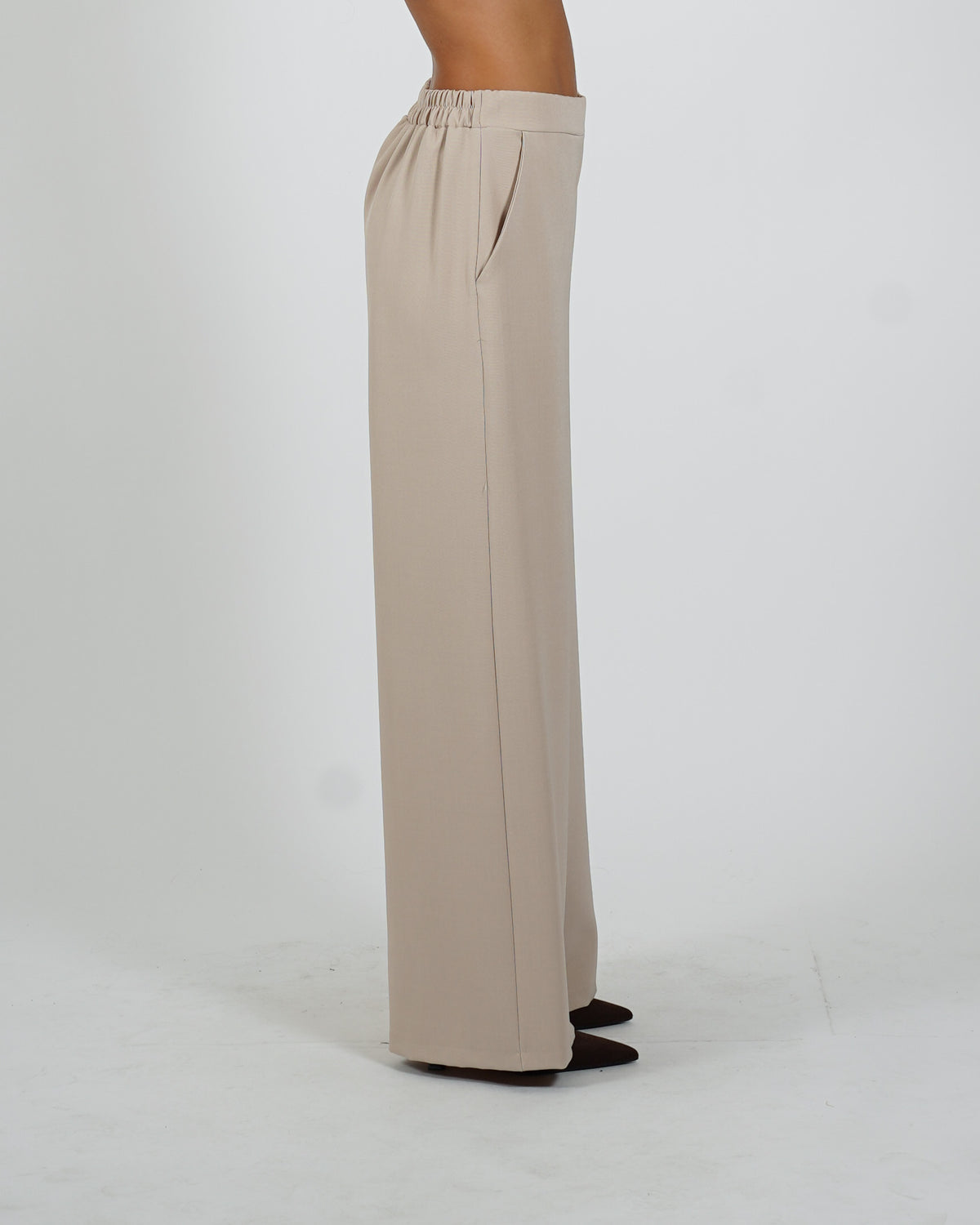 Pantaloni con baschina e gamba larga - Concetta