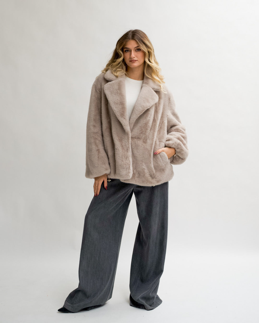 Giacca in eco fur con collo sciallato - Pantano Uncategorized - Hope Abbigliamento e Accessori Donna Online