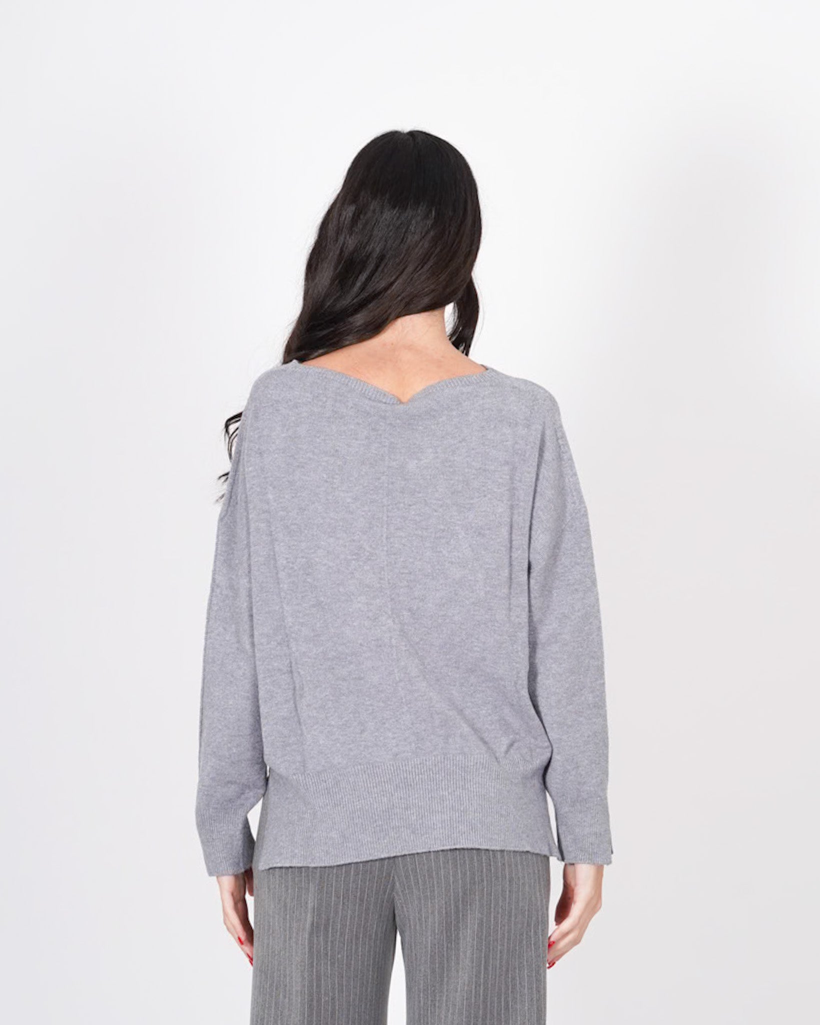 Maglia girocollo con tasche frontale e spacchetti laterali - Silicio Uncategorized - Hope Abbigliamento e Accessori Donna Online