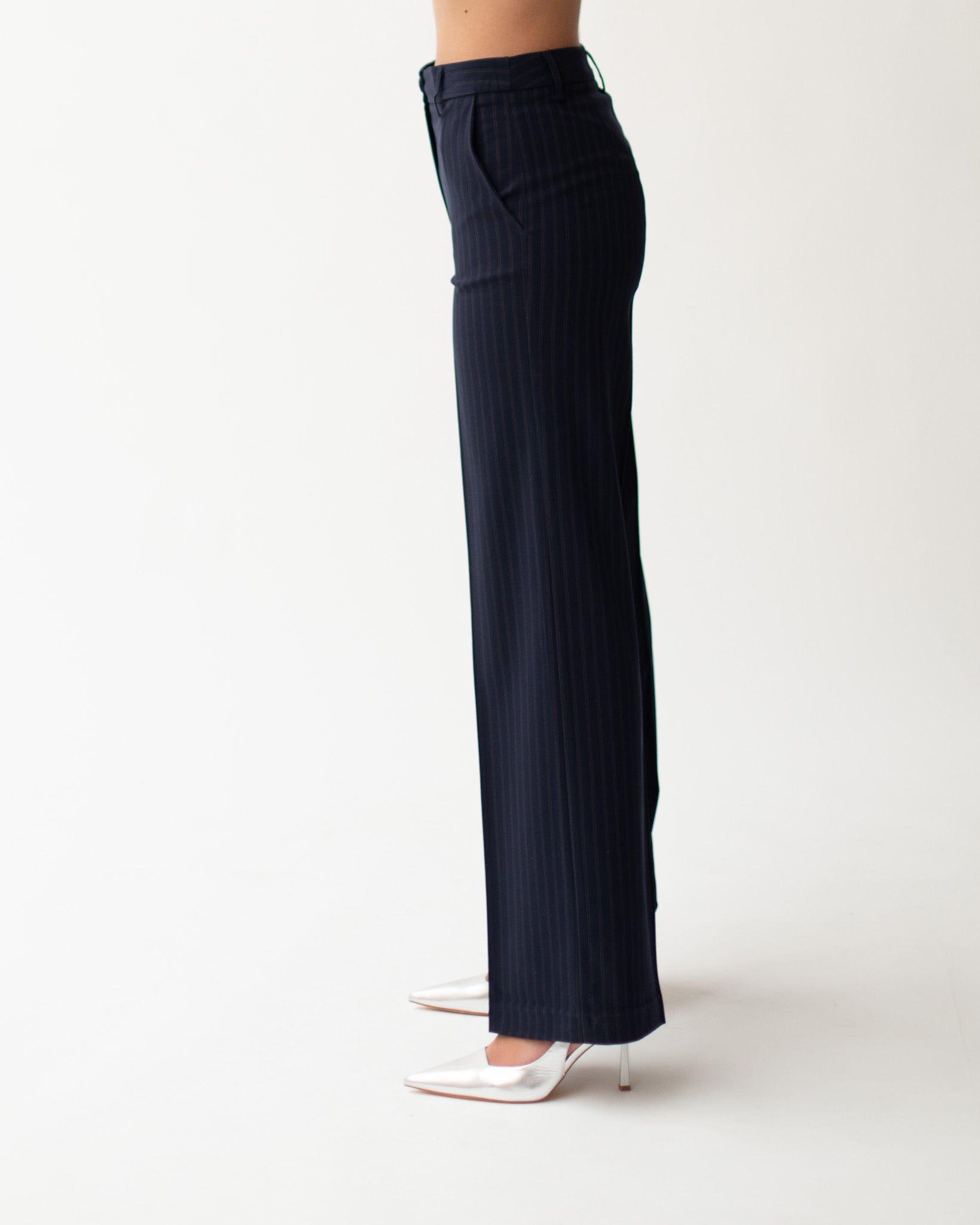 Pantaloni gamba larga in fresco lana gessata - Sulmona Uncategorized - Hope Abbigliamento e Accessori Donna Online