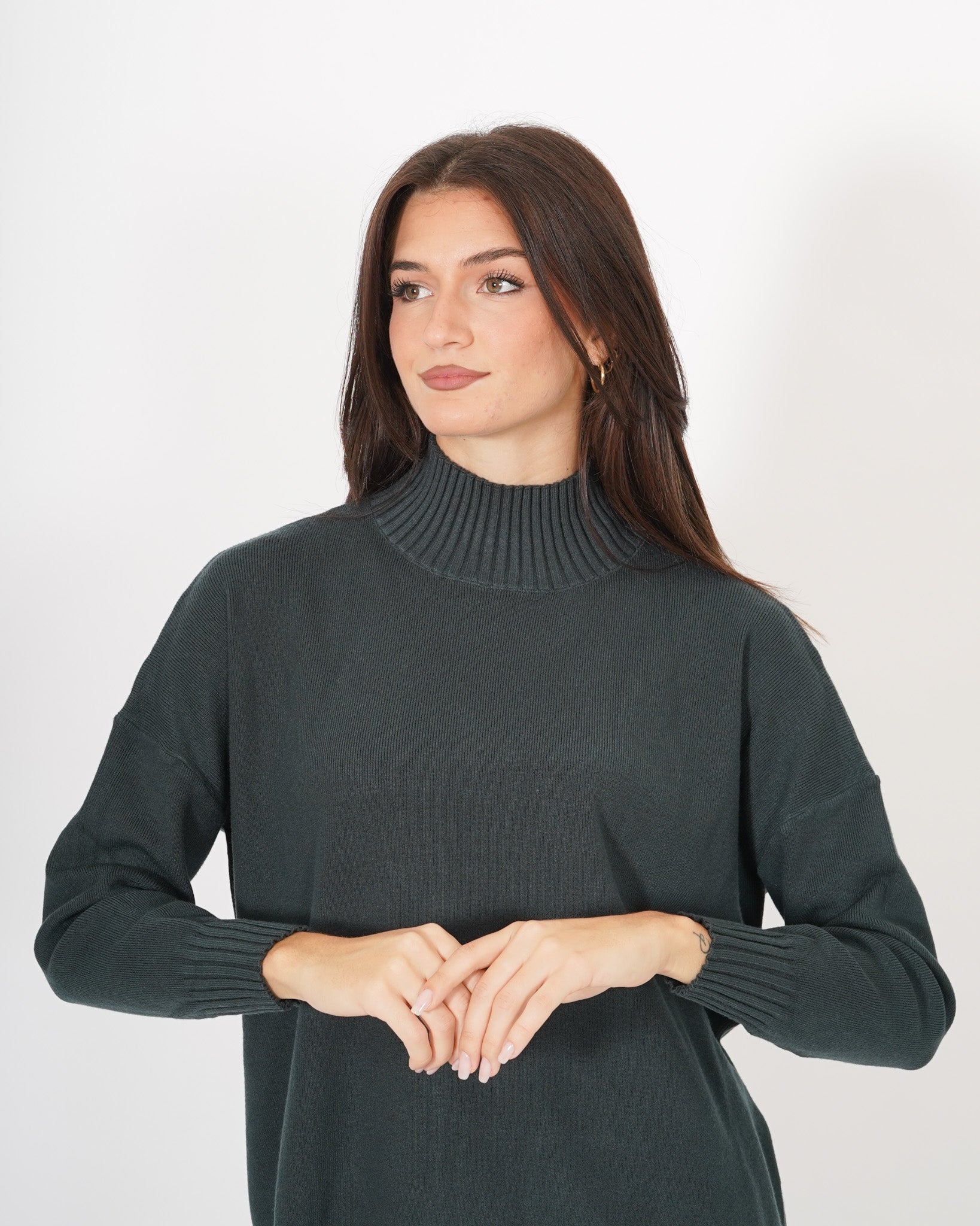 Maglia collo alto con spacchetti sul fondo - Gesso Uncategorized - Hope Abbigliamento e Accessori Donna Online