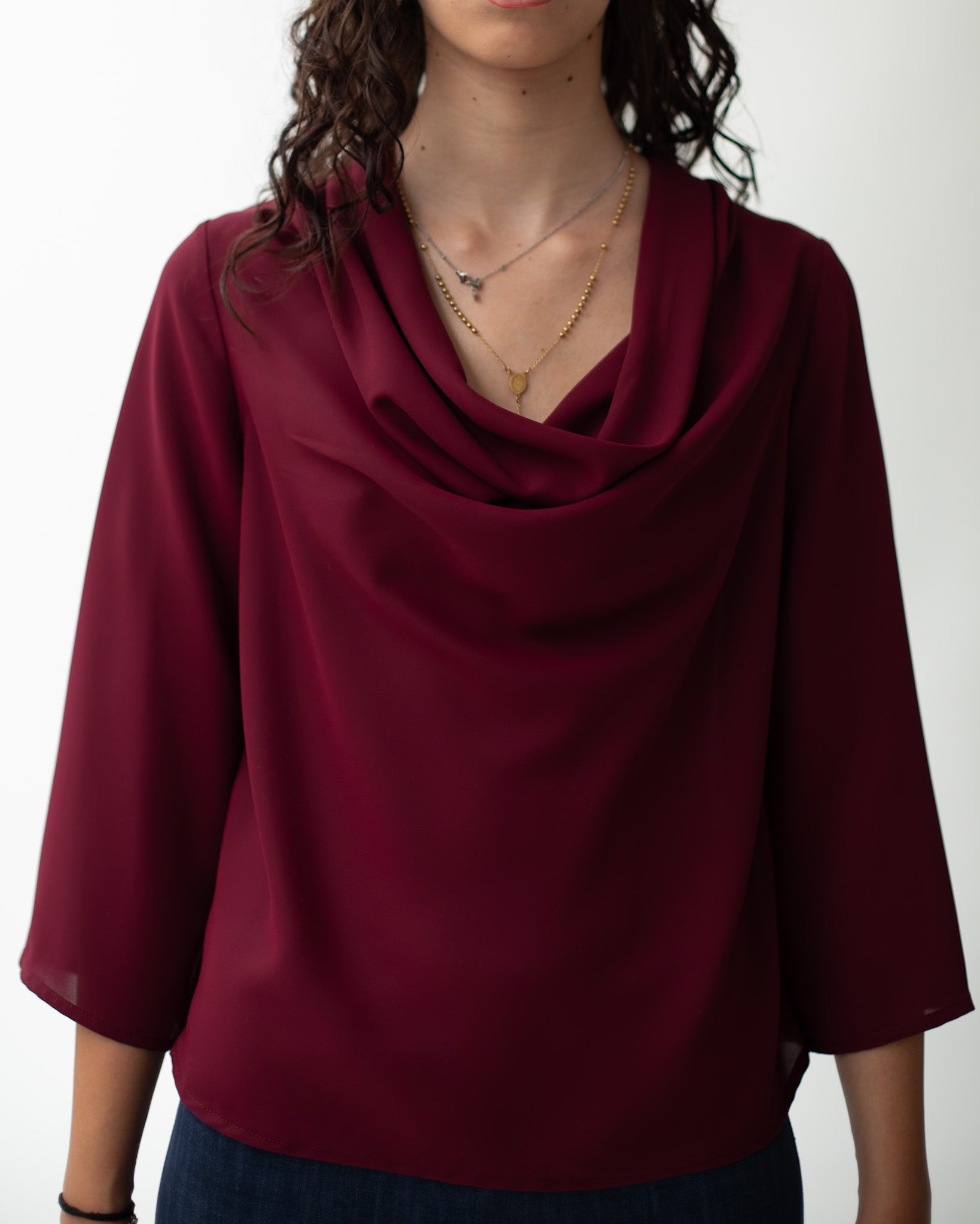 Blusa collo a gronda regular fit in mano seta - Spalato