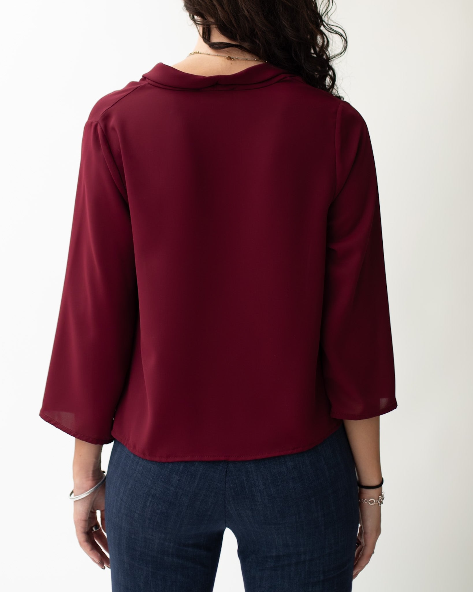 Blusa collo a gronda regular fit in mano seta - Spalato