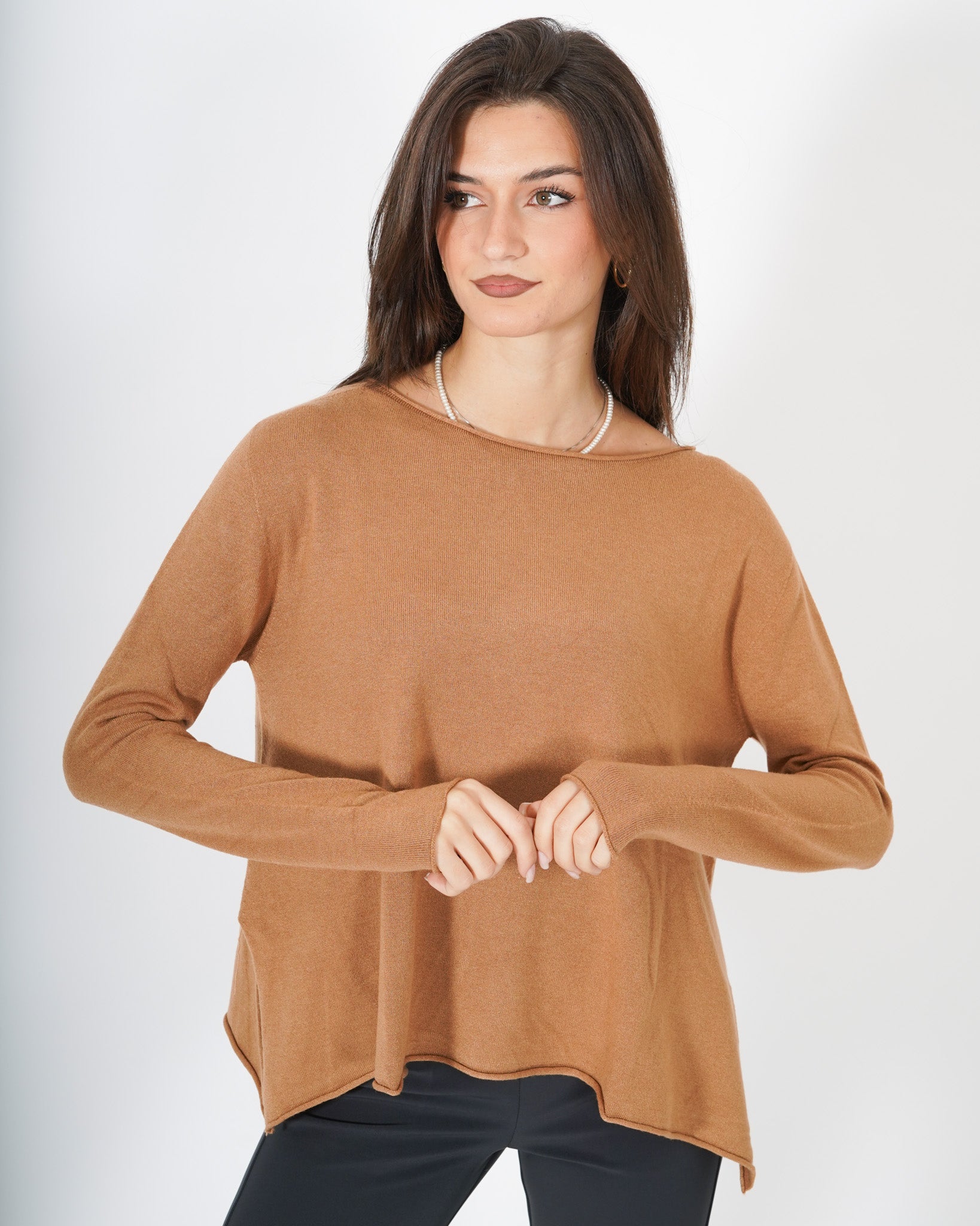 Maglia girocollo basic ampia sul fondo - Austria Uncategorized - Hope Abbigliamento e Accessori Donna Online