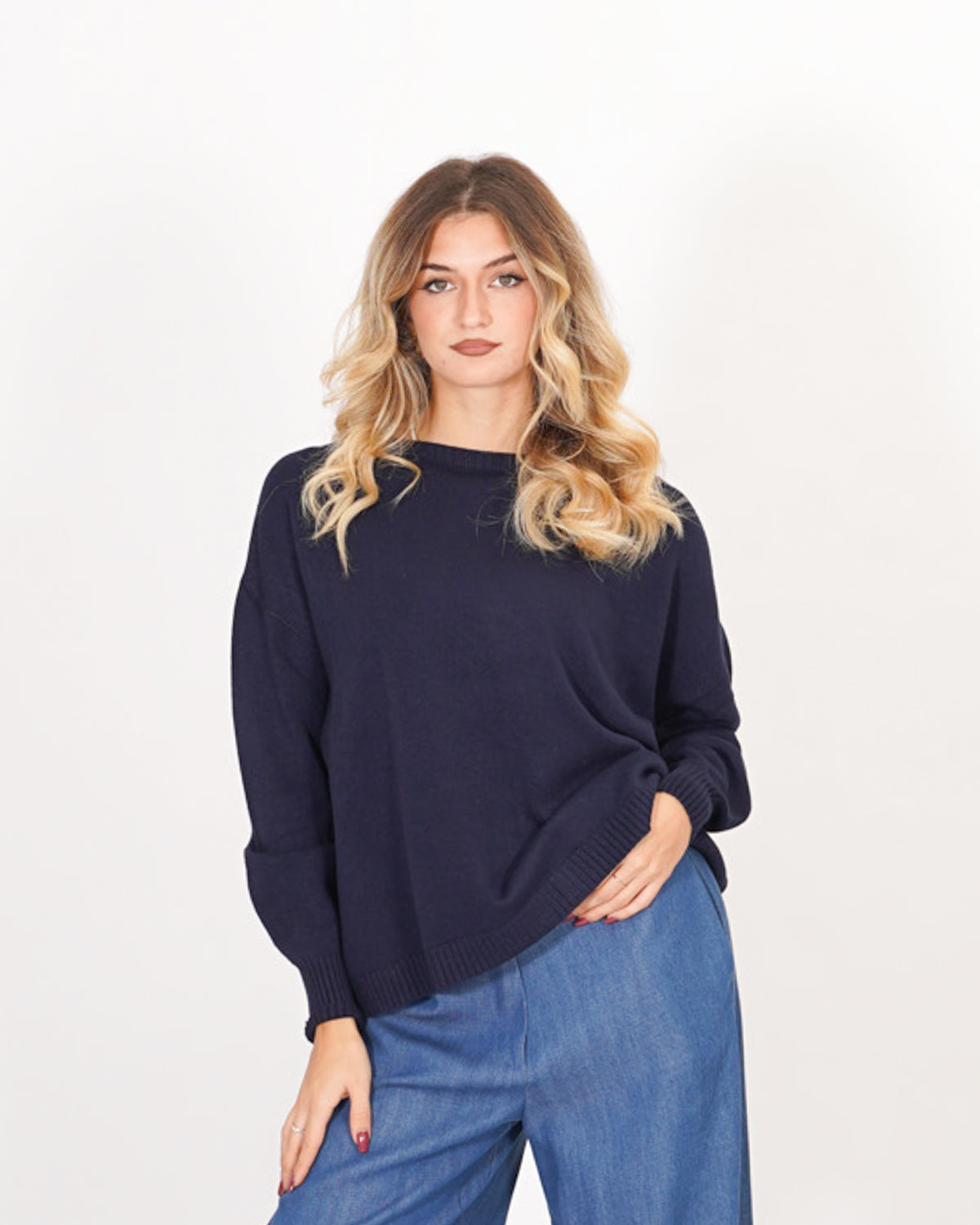 Maglia girocollo in mano lana- Nigeria Uncategorized - Hope Abbigliamento e Accessori Donna Online