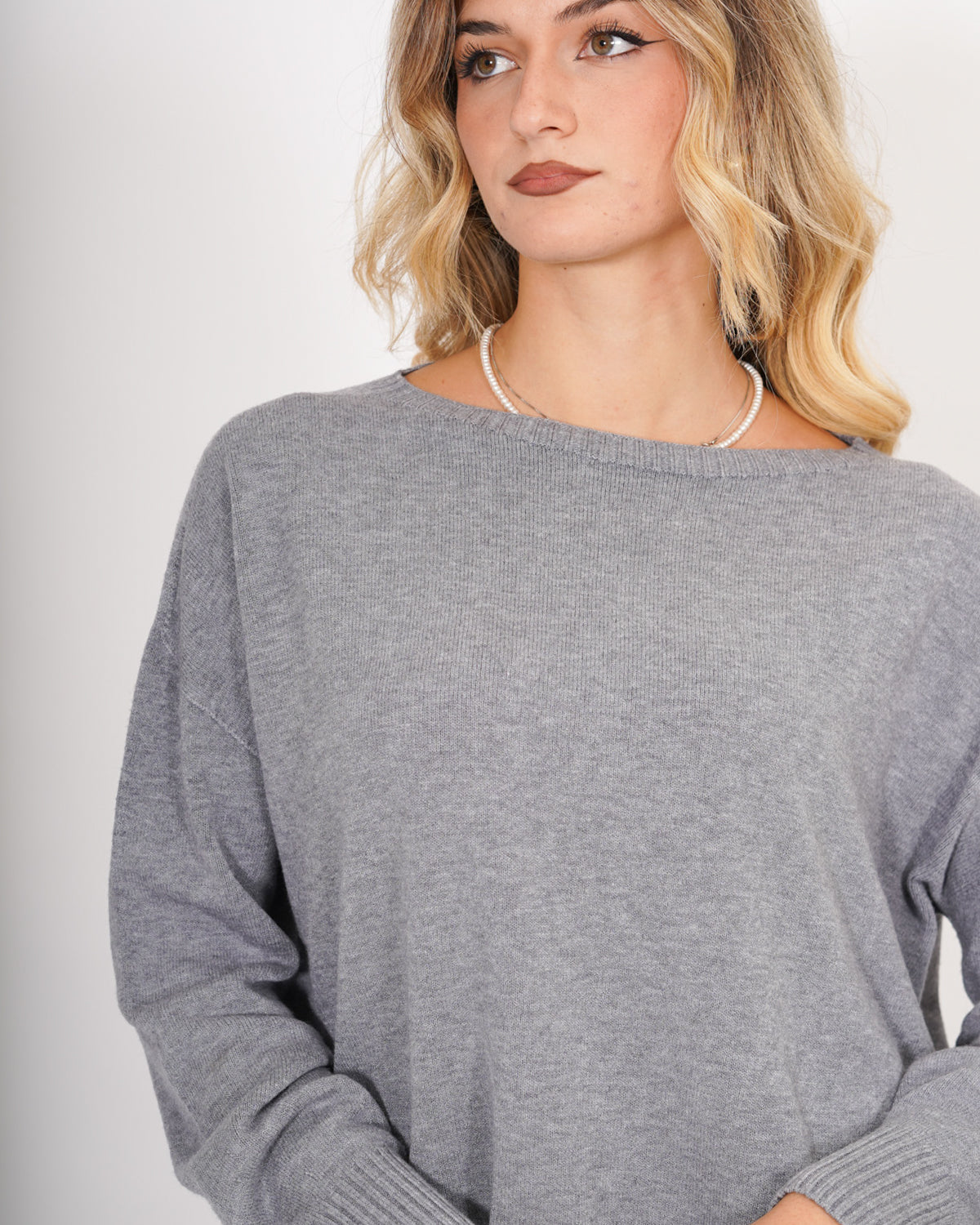 Maglia girocollo in mano lana- Nigeria Uncategorized - Hope Abbigliamento e Accessori Donna Online