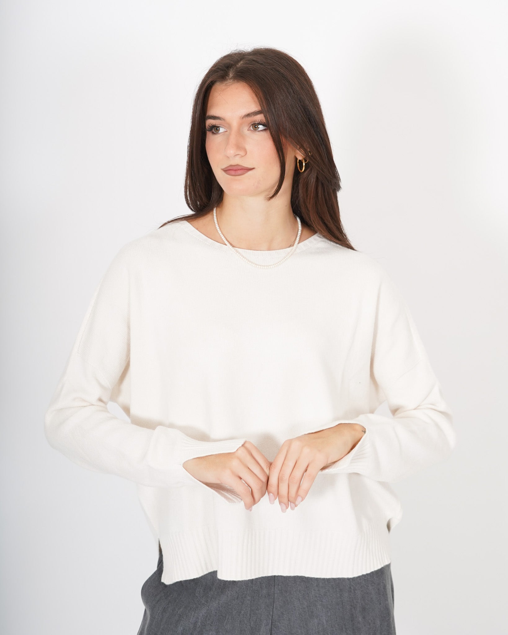 Maglia girocollo con spacchetti sul fondo - Mariagrazia Uncategorized - Hope Abbigliamento e Accessori Donna Online