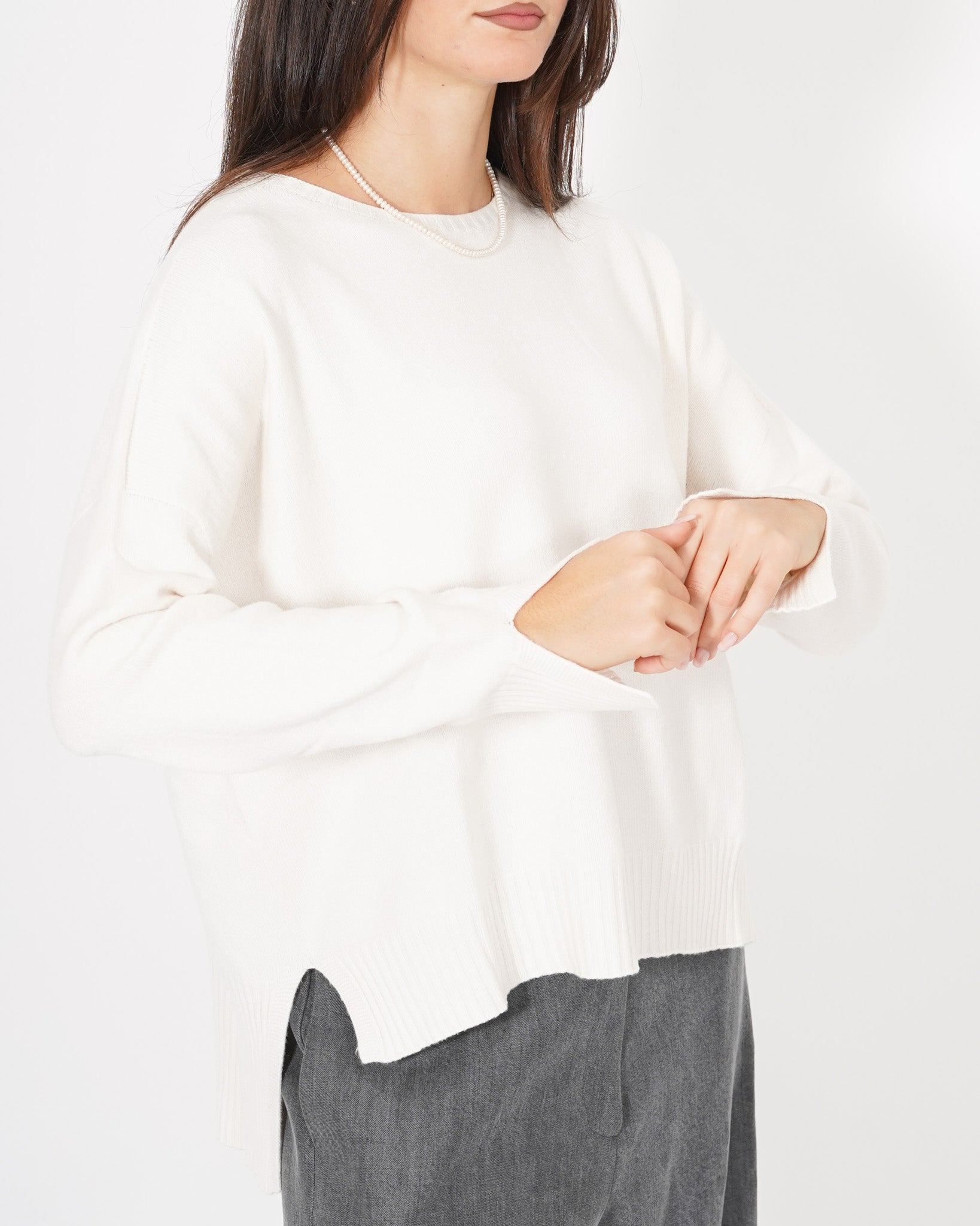 Maglia girocollo con spacchetti sul fondo - Mariagrazia Uncategorized - Hope Abbigliamento e Accessori Donna Online