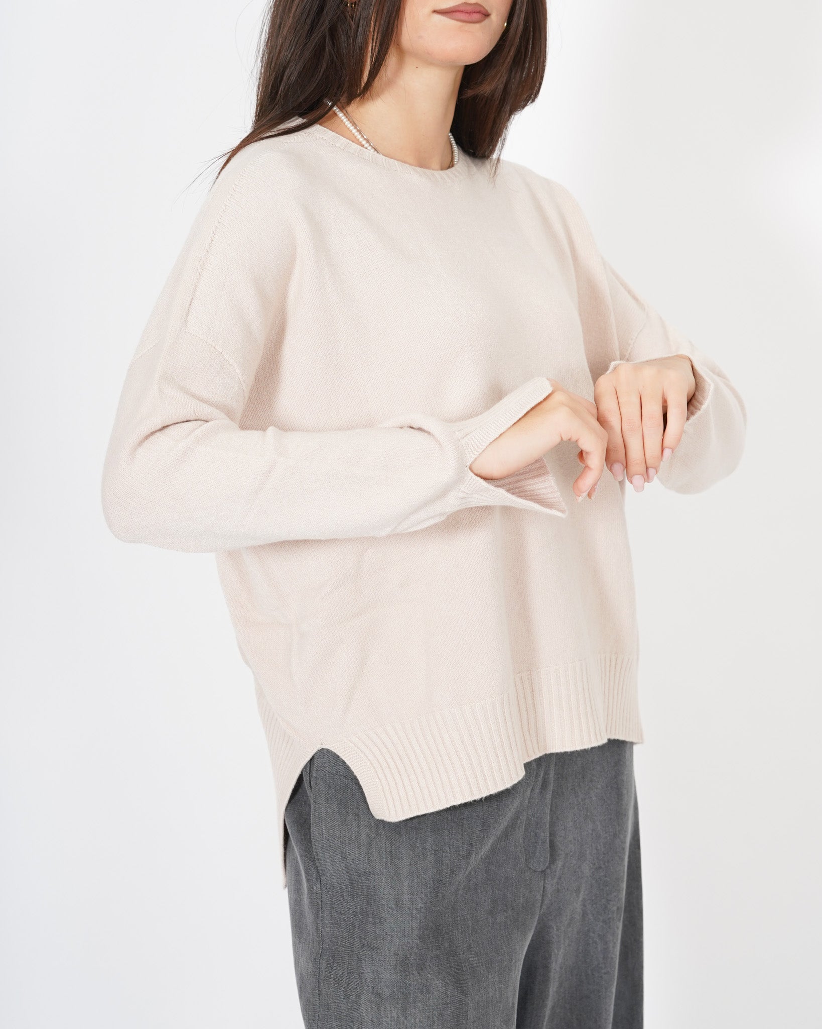 Maglia girocollo con spacchetti sul fondo - Mariagrazia Uncategorized - Hope Abbigliamento e Accessori Donna Online