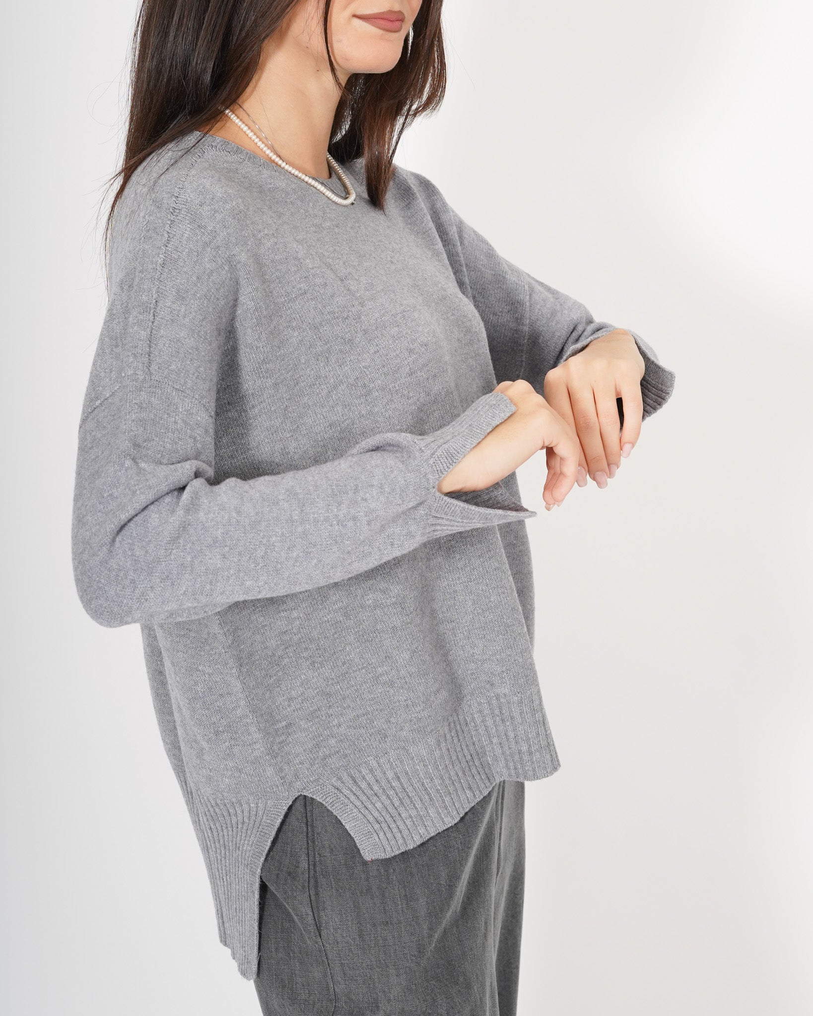 Maglia girocollo con spacchetti sul fondo - Mariagrazia Uncategorized - Hope Abbigliamento e Accessori Donna Online