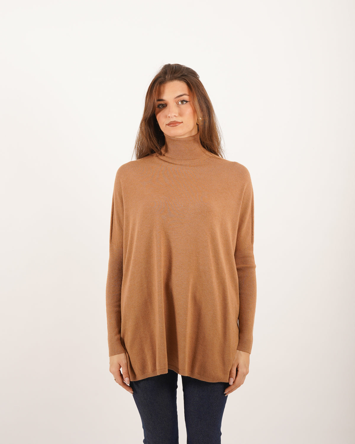 Maglia over collo alto in mano viscosa - Tellina Uncategorized - Hope Abbigliamento e Accessori Donna Online