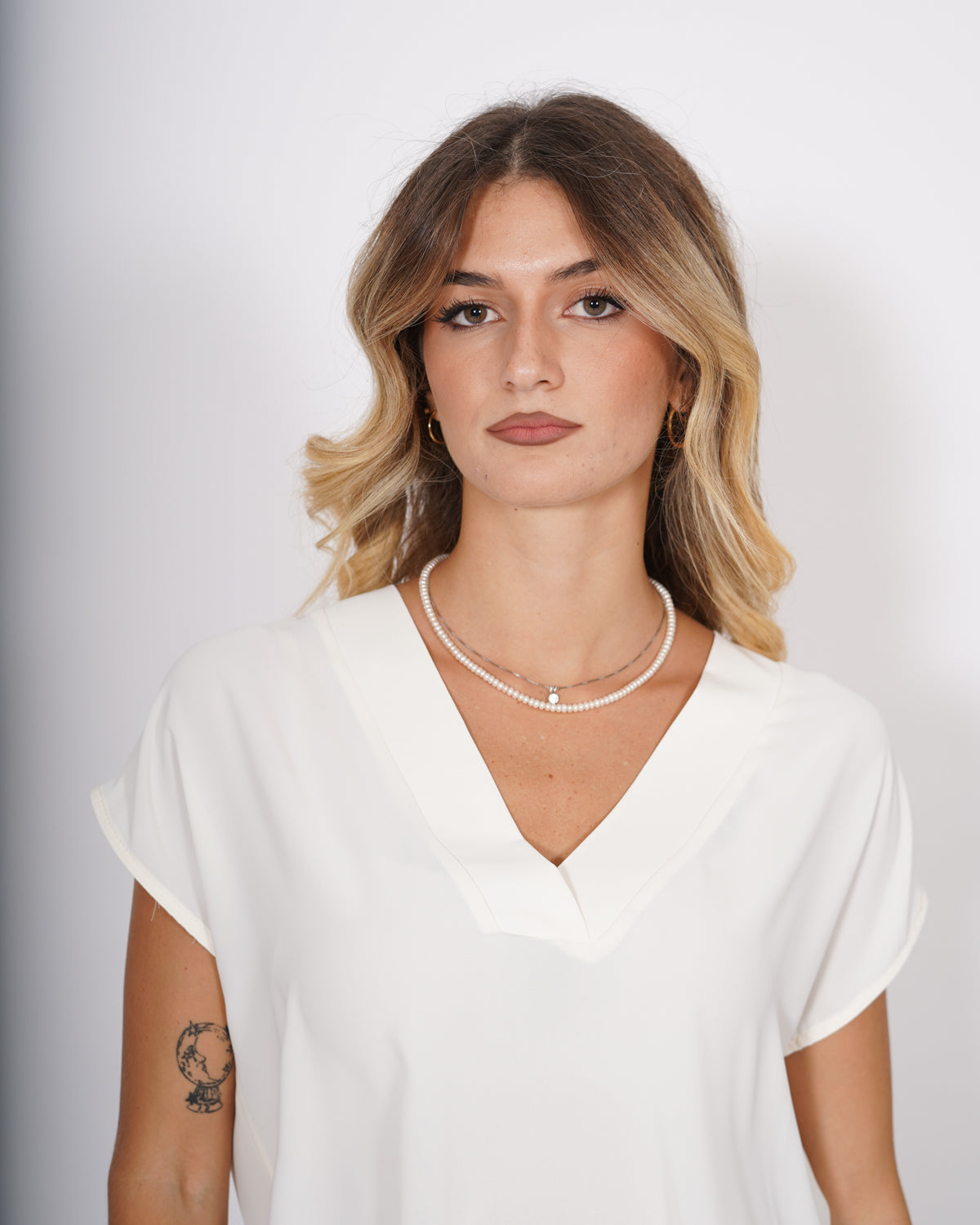 Blusa scollo a v in mano seta - Samira Uncategorized - Hope Abbigliamento e Accessori Donna Online