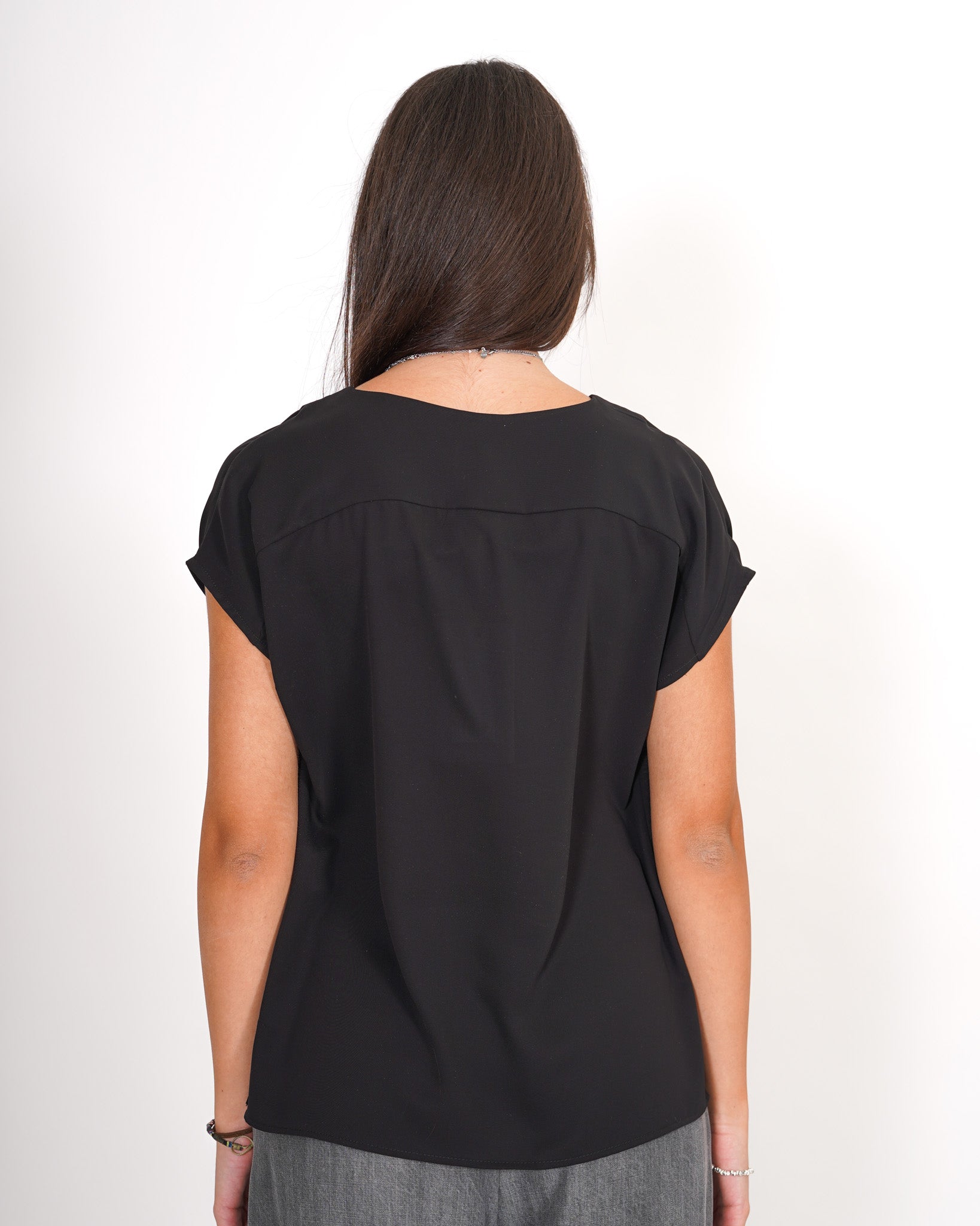 Blusa scollo a v in mano seta - Samira Uncategorized - Hope Abbigliamento e Accessori Donna Online