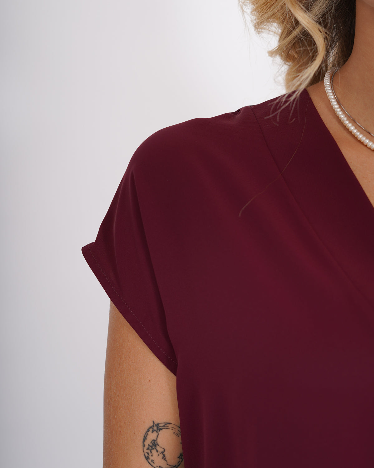 Blusa scollo a v in mano seta - Samira Uncategorized - Hope Abbigliamento e Accessori Donna Online