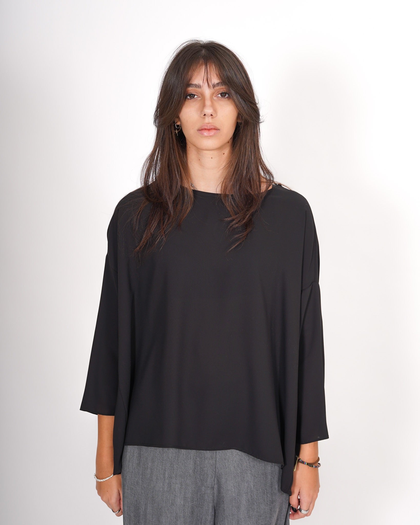 Blusa over girocollo manica raglan in mano seta - Avocado Uncategorized - Hope Abbigliamento e Accessori Donna Online