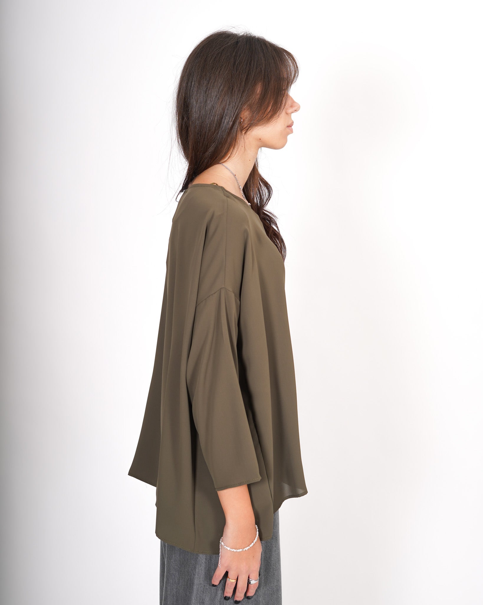 Blusa over girocollo manica raglan in mano seta - Avocado Uncategorized - Hope Abbigliamento e Accessori Donna Online