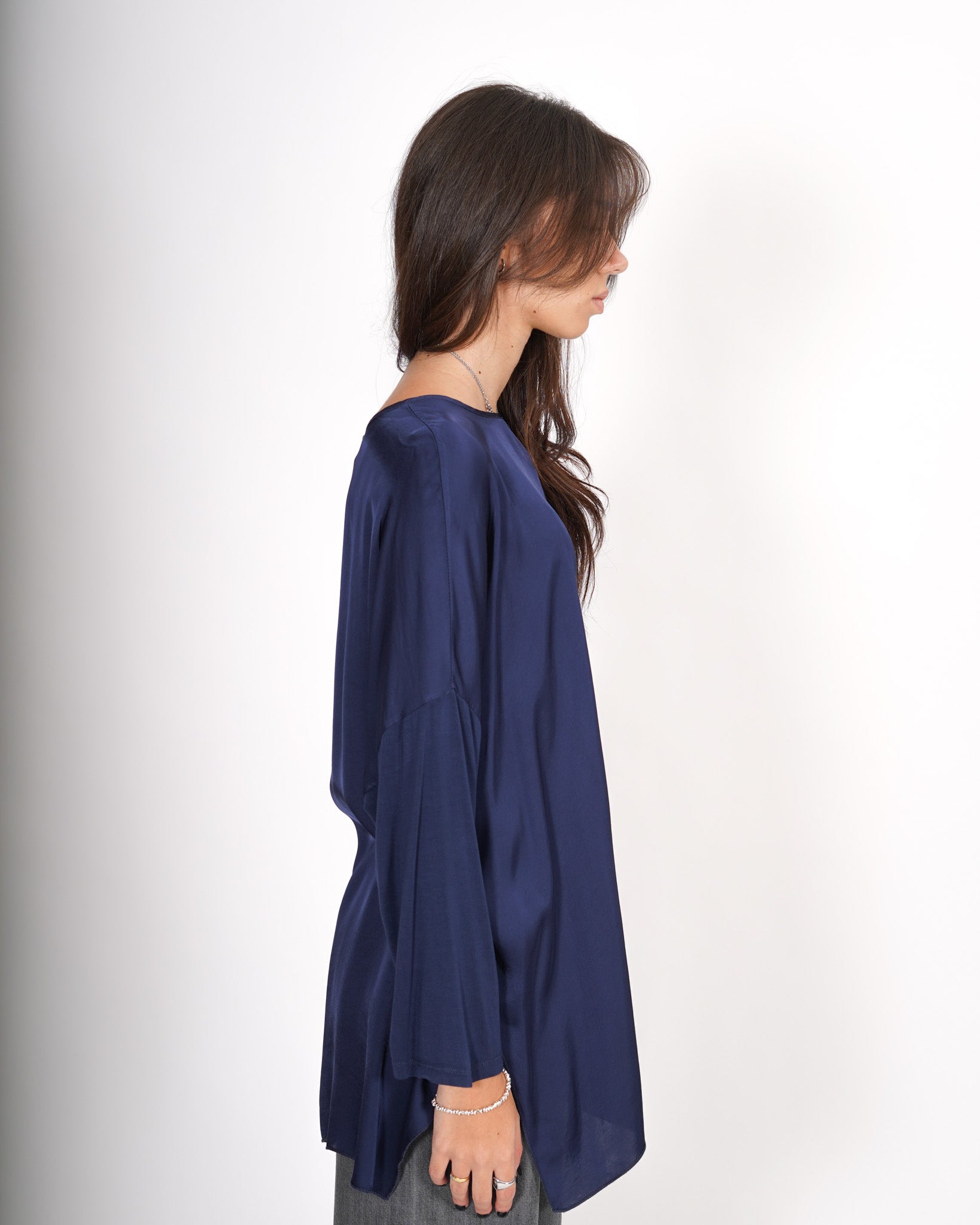 Blusa girocollo ampio in raso - Puente Uncategorized - Hope Abbigliamento e Accessori Donna Online