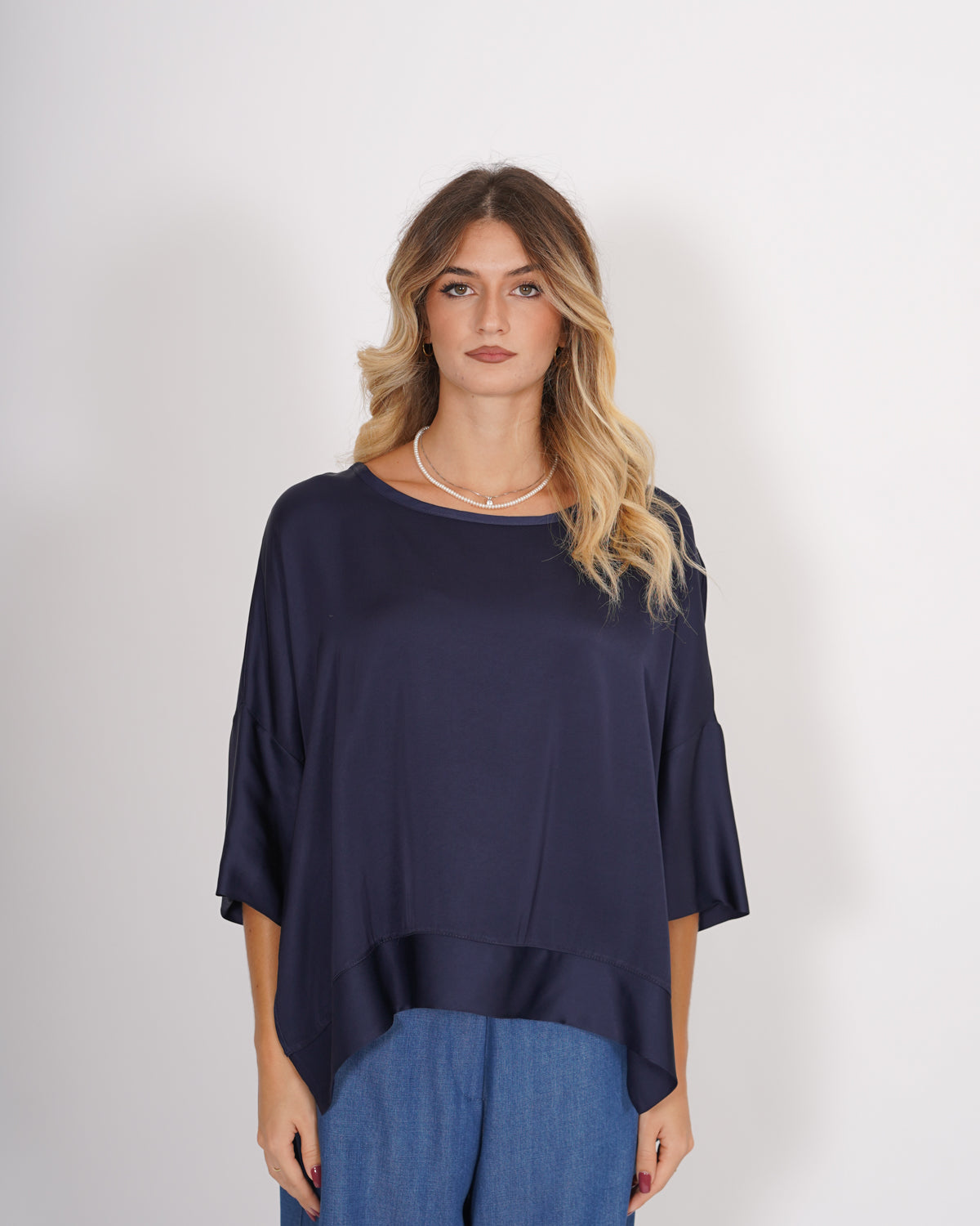 Blusa over girocollo manica raglan in raso - Santos