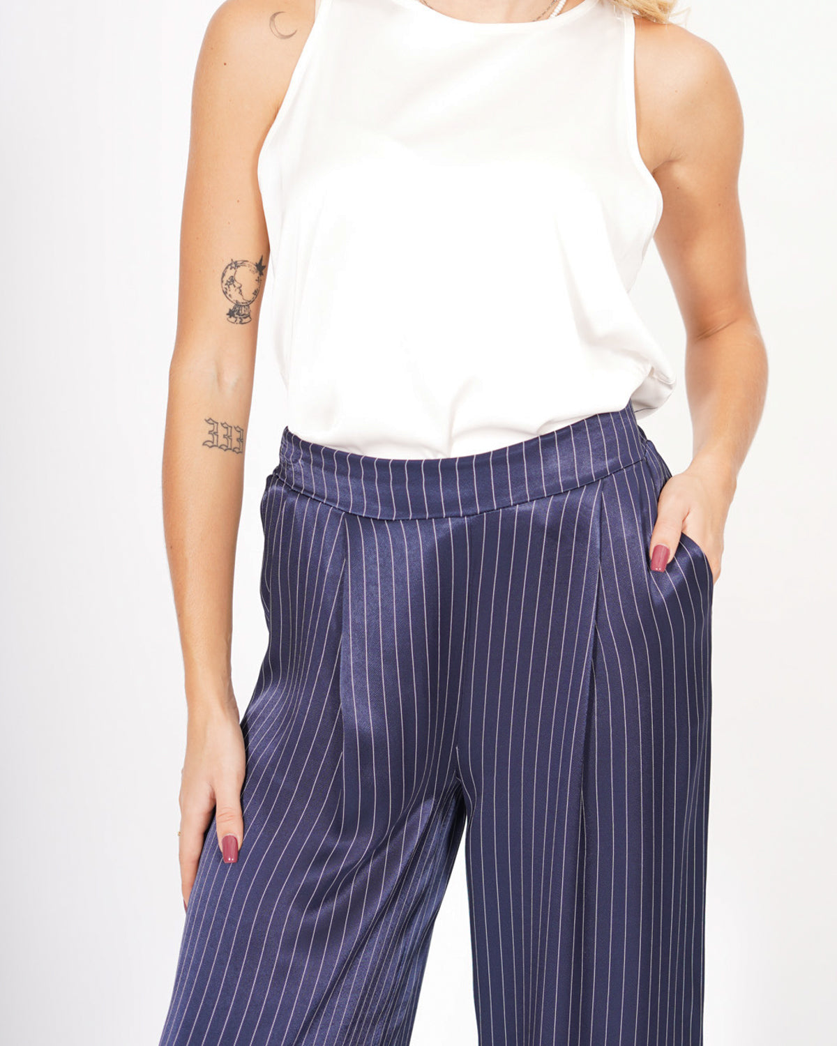 Coordinato giacca e pantaloni in raso gessato - Diablo - Hope Abbigliamento e Accessori Donna Online