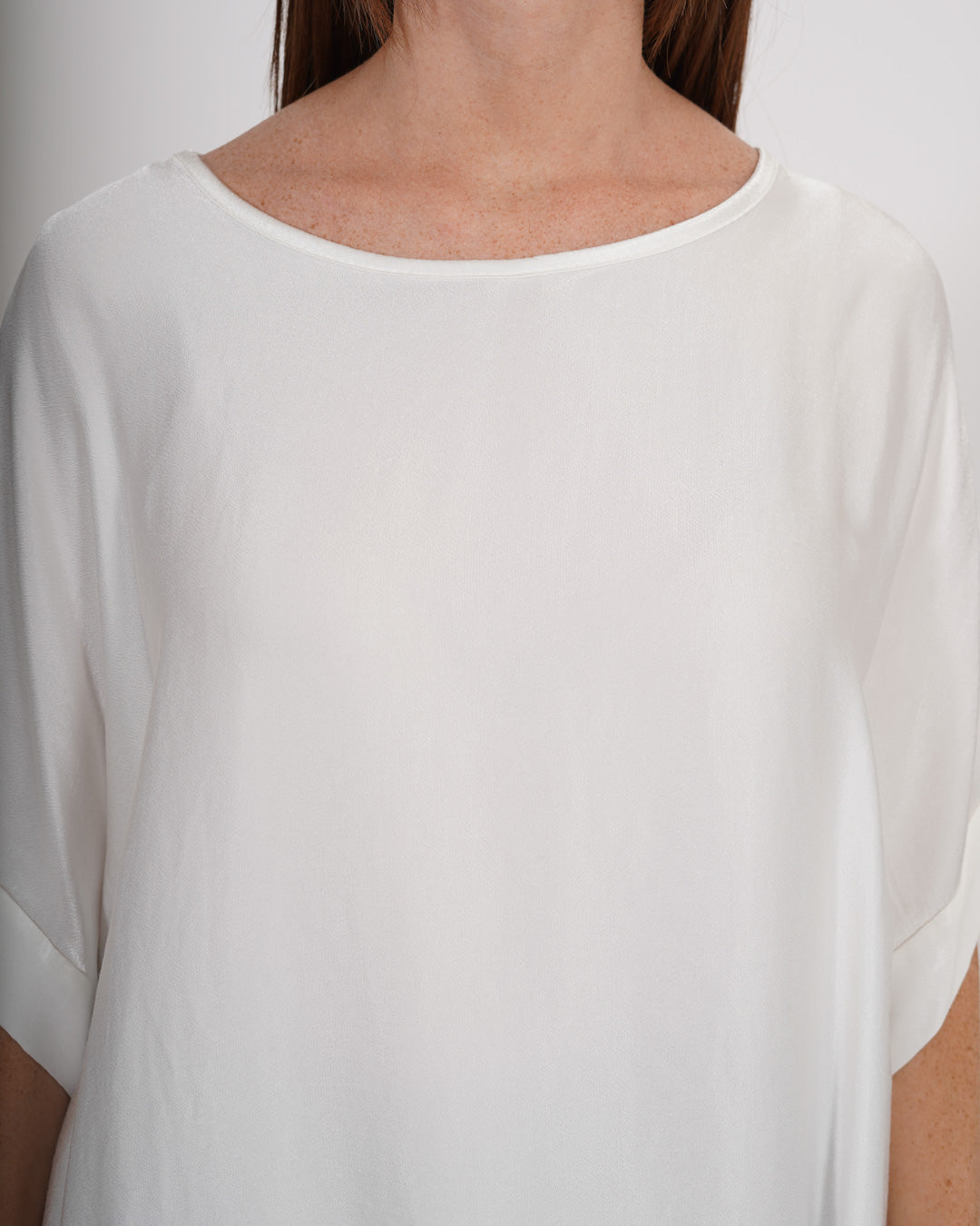 Blusa girocollo mezza manica in tessuto raso di viscosa - Vasetto Uncategorized - Hope Abbigliamento e Accessori Donna Online