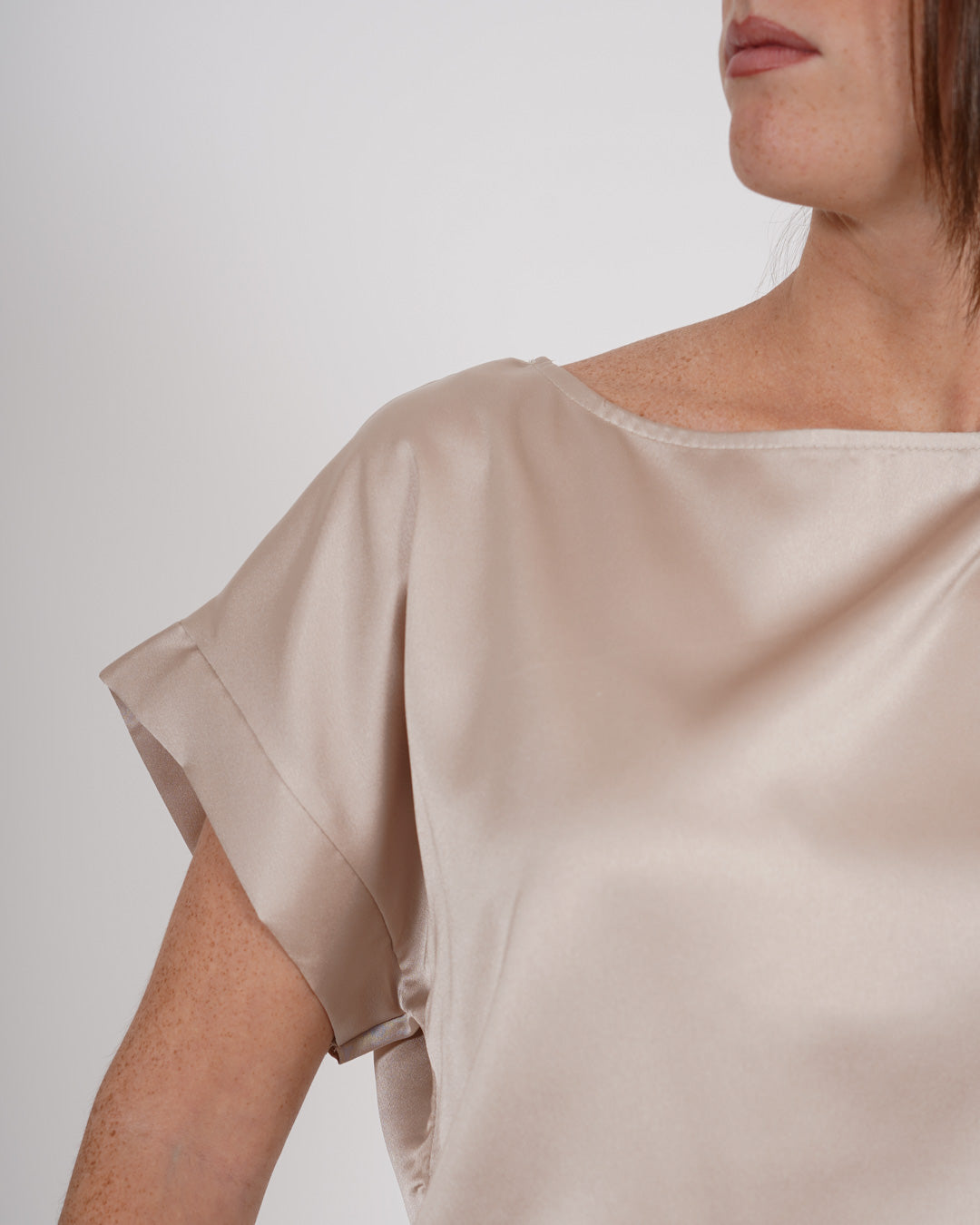 Blusa girocollo mezza manica vestibilità regolare - Martello Uncategorized - Hope Abbigliamento e Accessori Donna Online