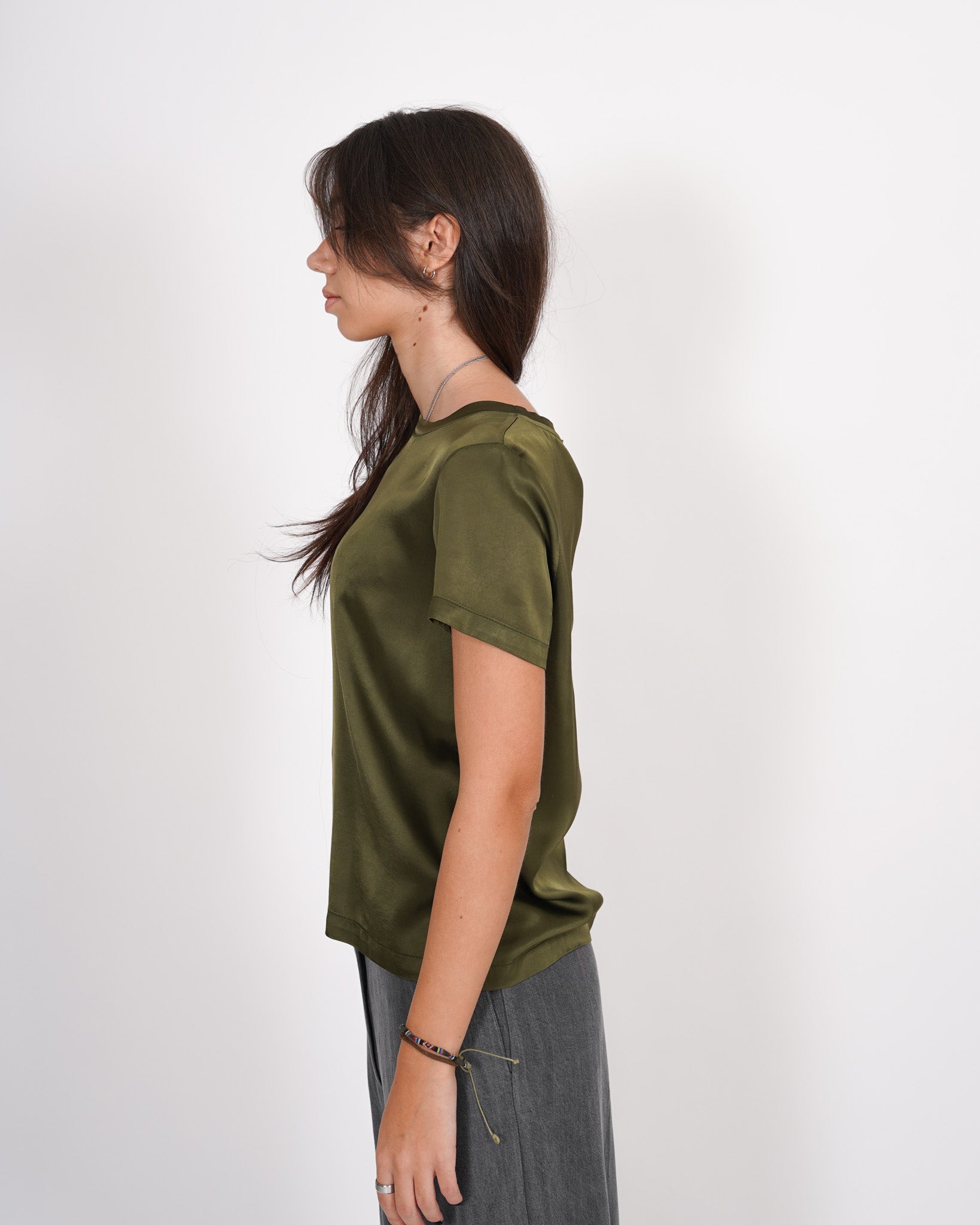 Blusa girocollo mezza manica in raso - Rewill