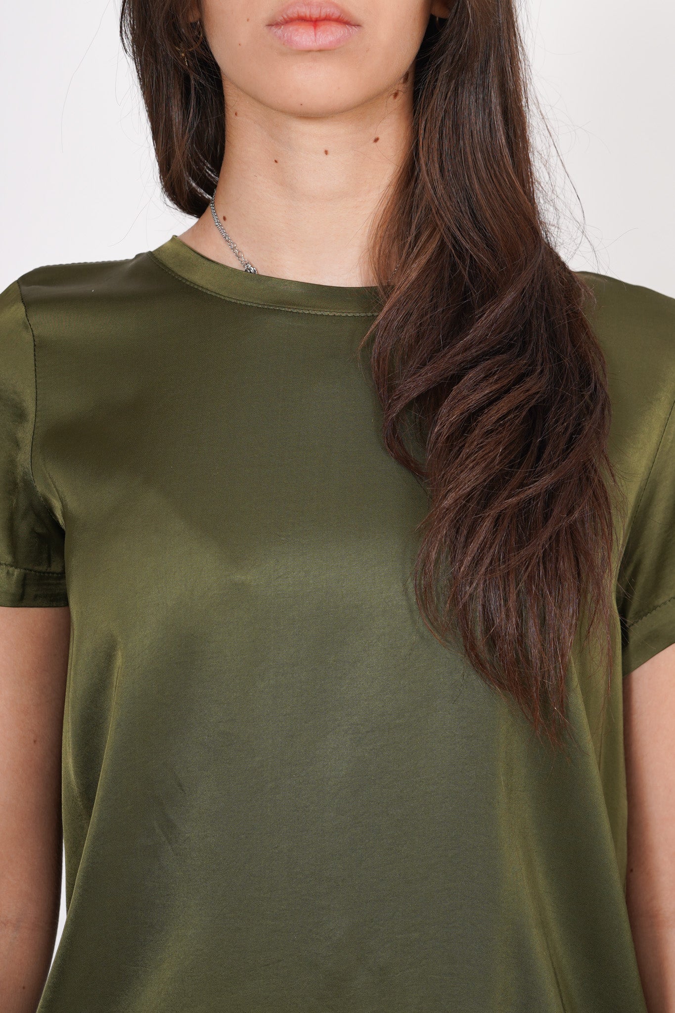 Blusa girocollo mezza manica in raso - Rewill