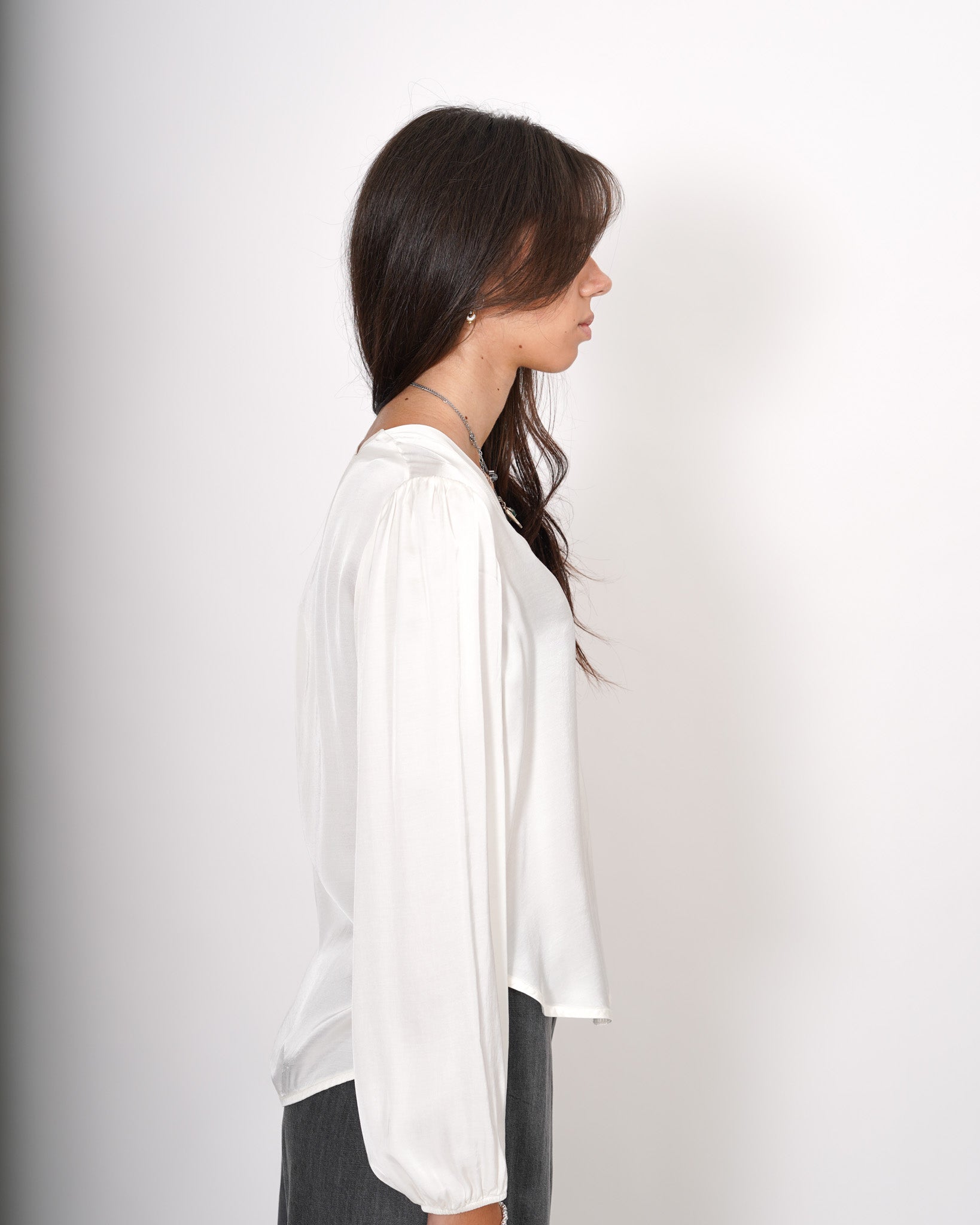 Blusa scollo a v manica lunga in raso - Sparviero