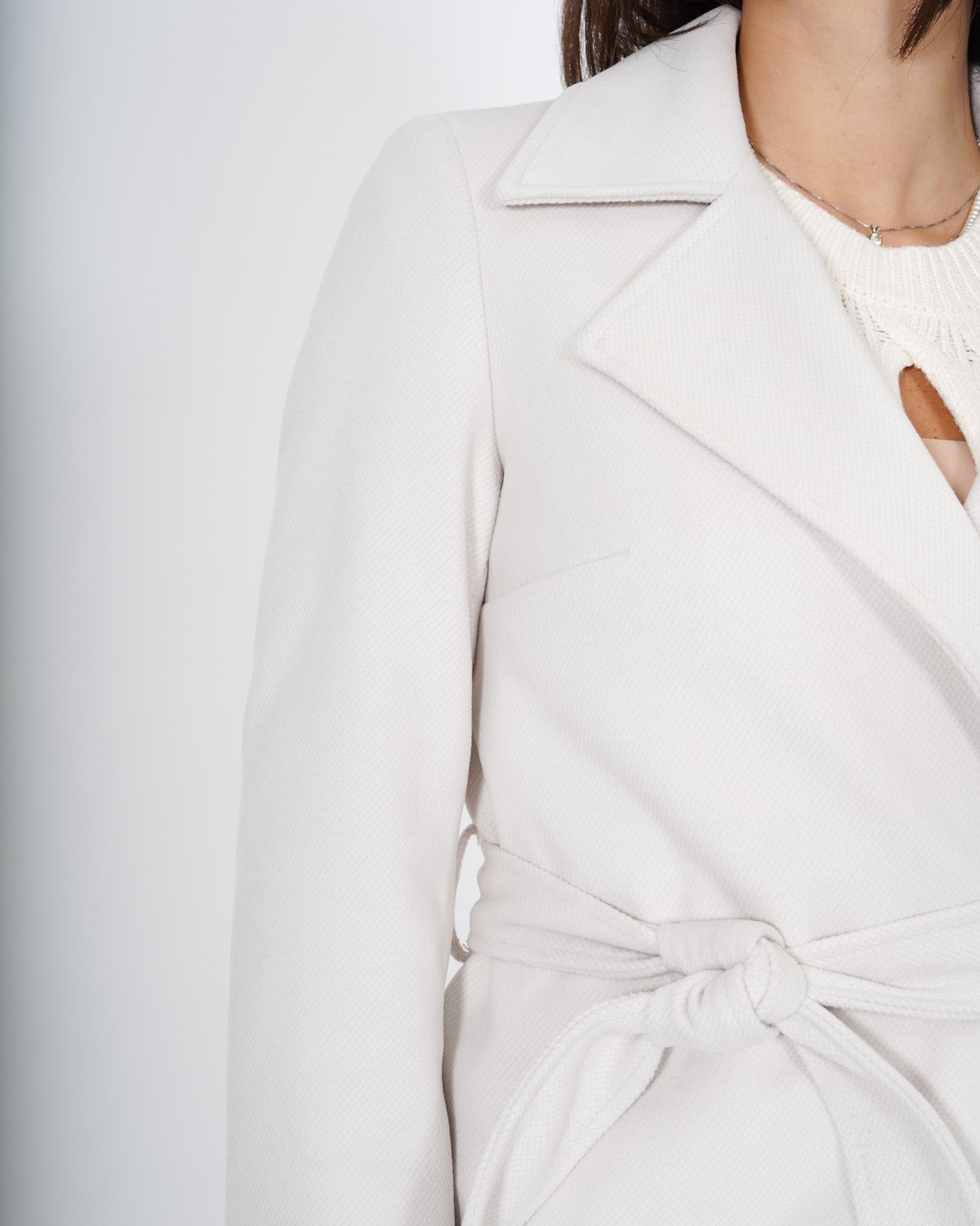 Cappotto lungo con cintura rimovibile, tasche a filo e spalla costruita - Alfa Uncategorized - Hope Abbigliamento e Accessori Donna Online