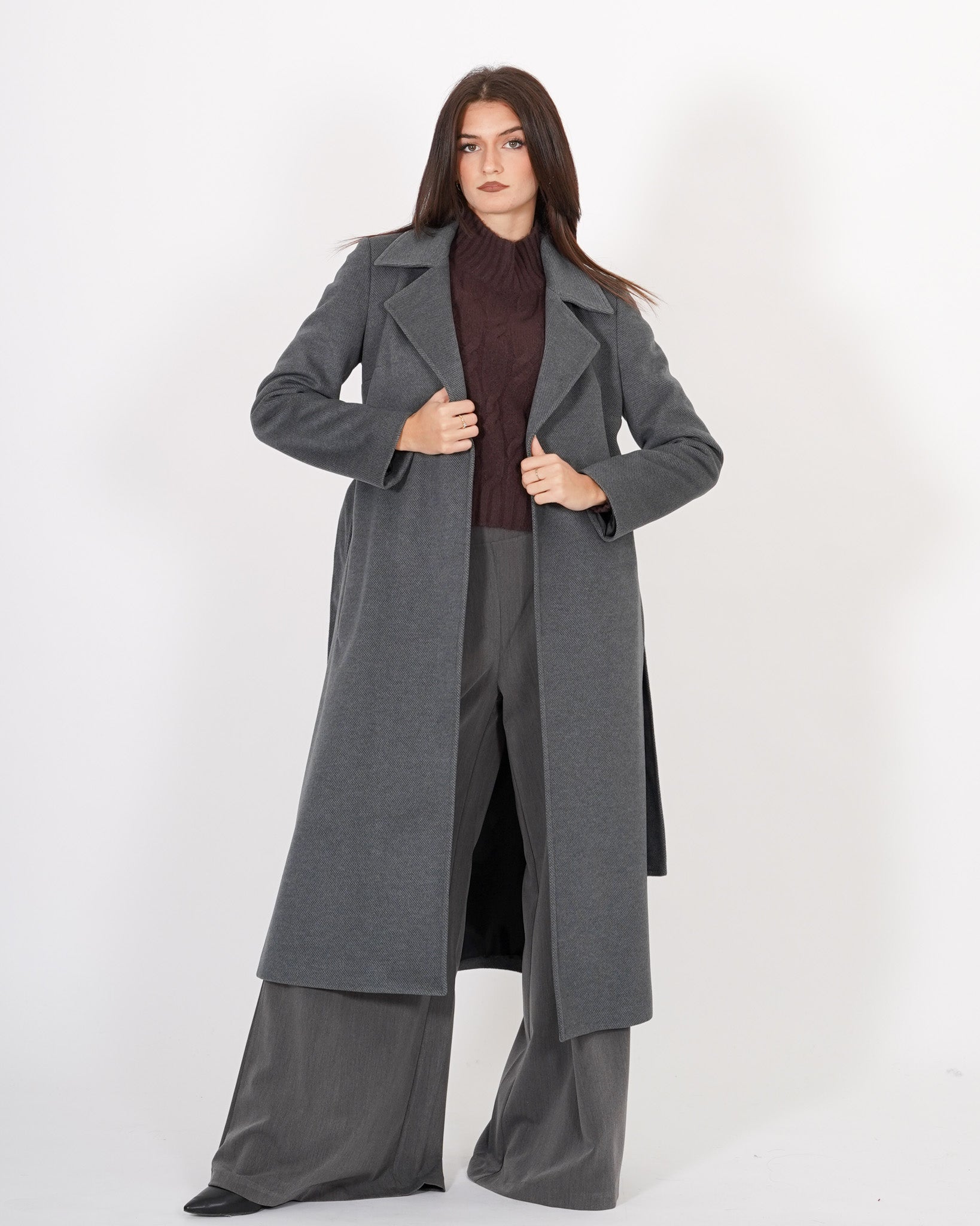 Cappotto lungo con cintura rimovibile, tasche a filo e spalla costruita - Alfa Uncategorized - Hope Abbigliamento e Accessori Donna Online