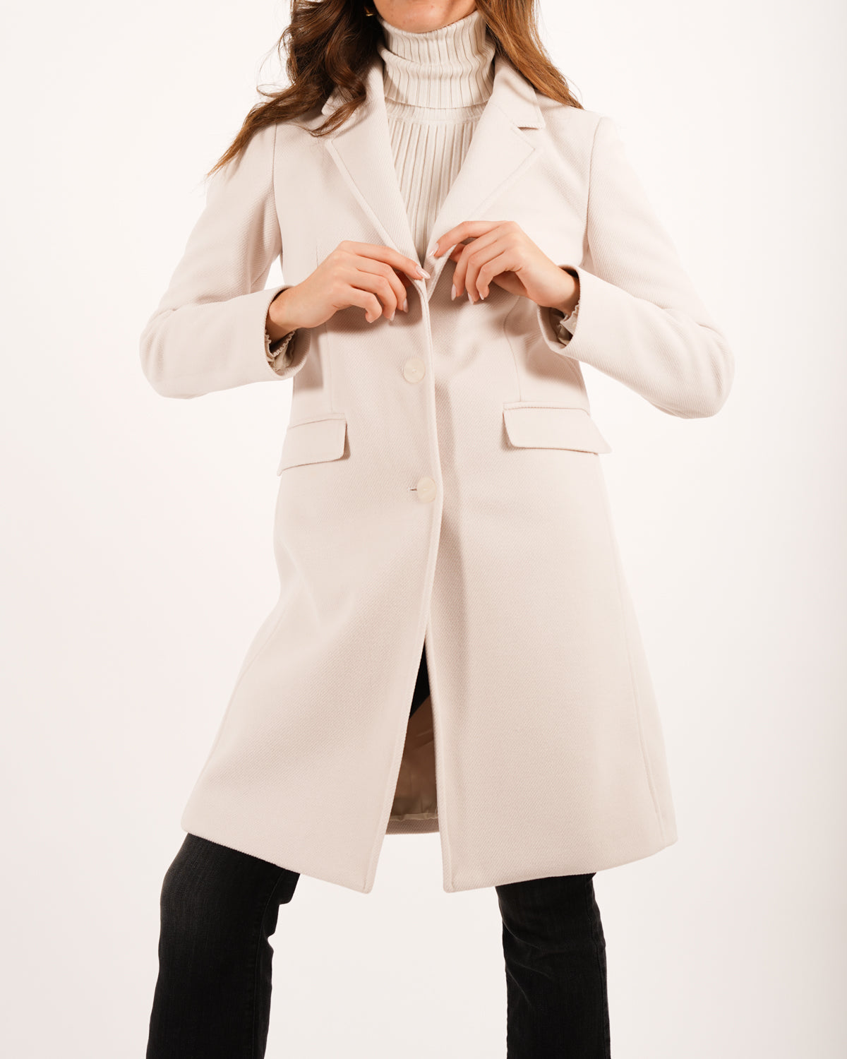 Cappotto monopetto con spalla costruita e tasche a pattina - Nicole Uncategorized - Hope Abbigliamento e Accessori Donna Online