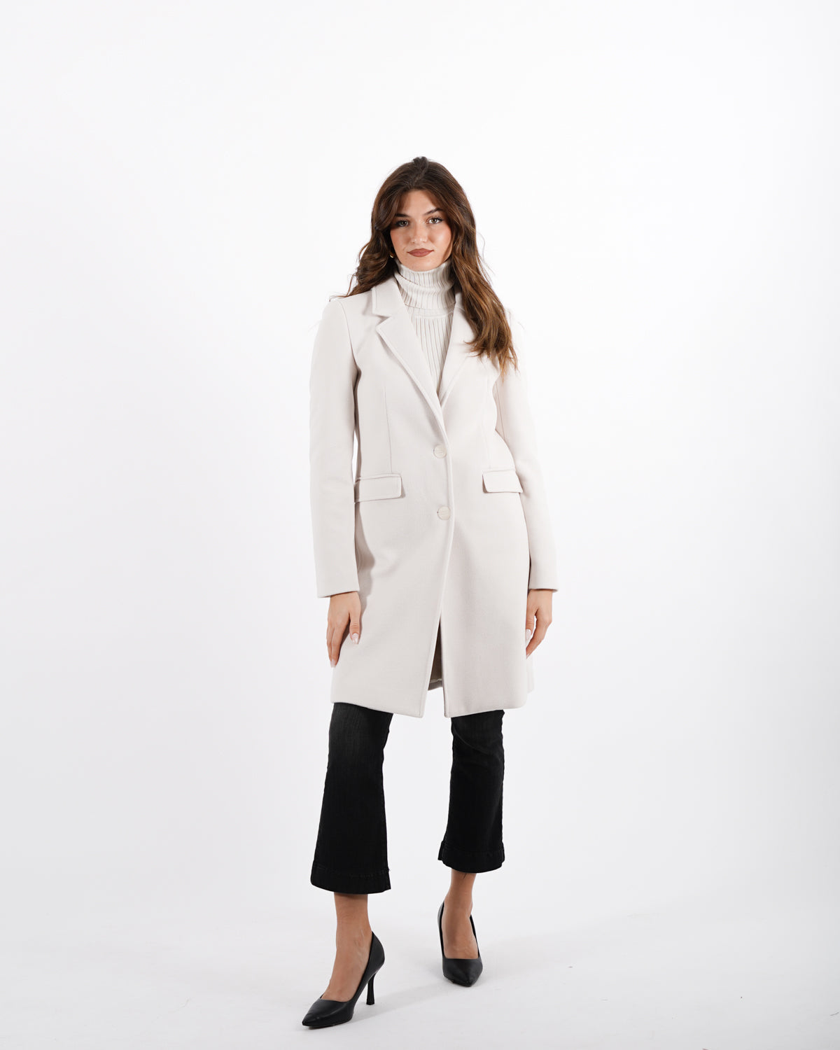 Cappotto monopetto con spalla costruita e tasche a pattina - Nicole Uncategorized - Hope Abbigliamento e Accessori Donna Online