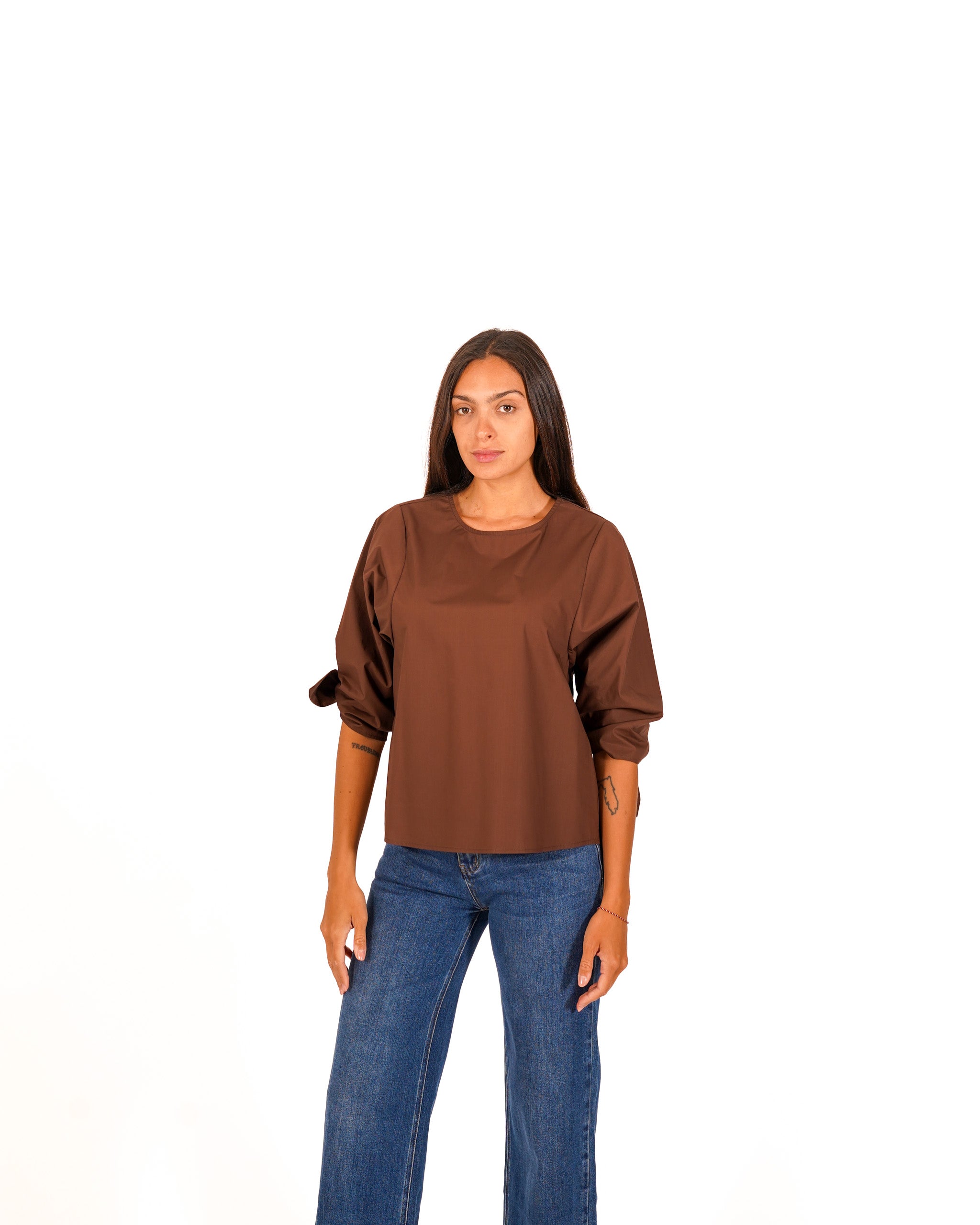 Blusa girocollo in cotone con fiocco su maniche - Tisbe