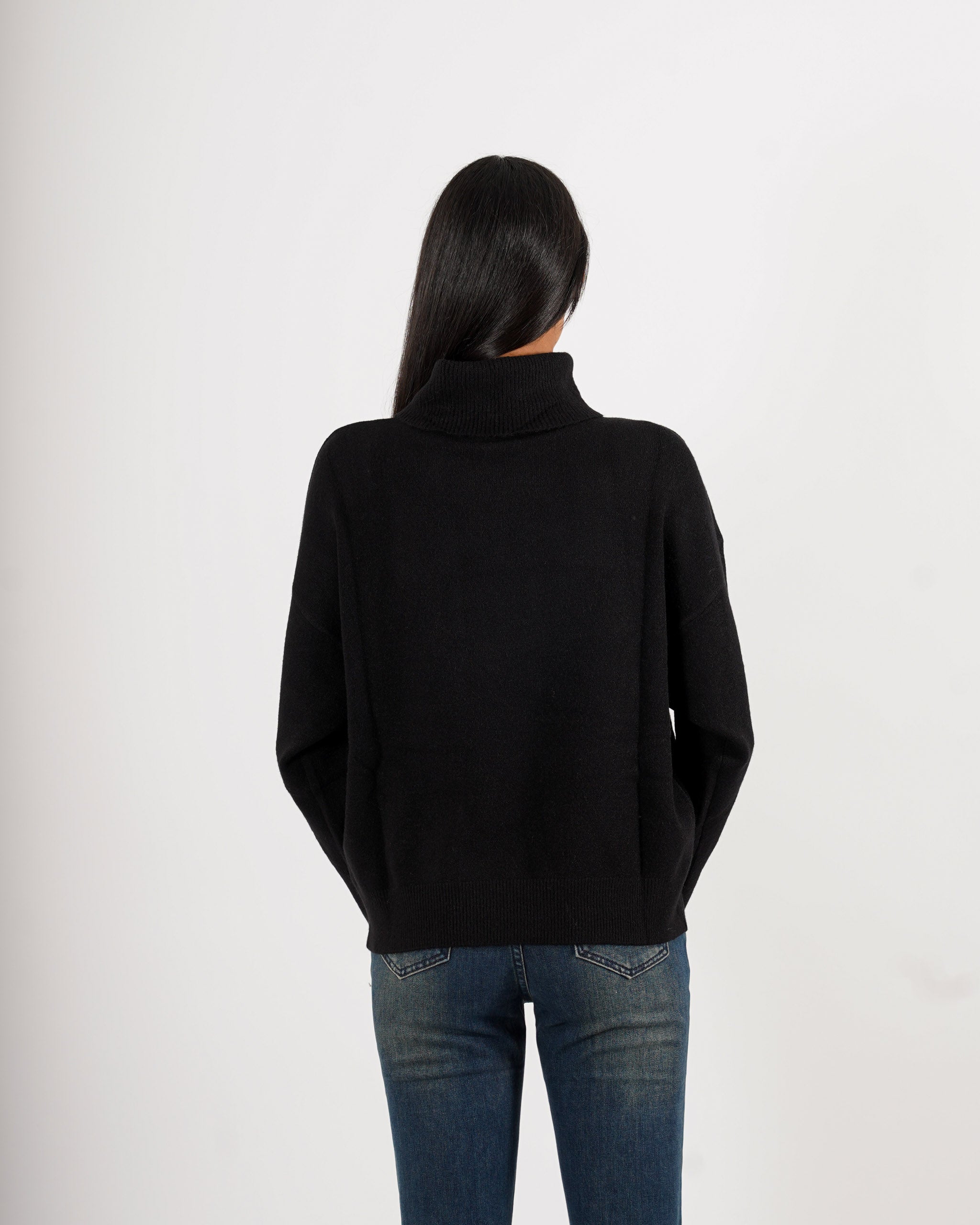 Maglia collo alto in mano viscosa - Neeson