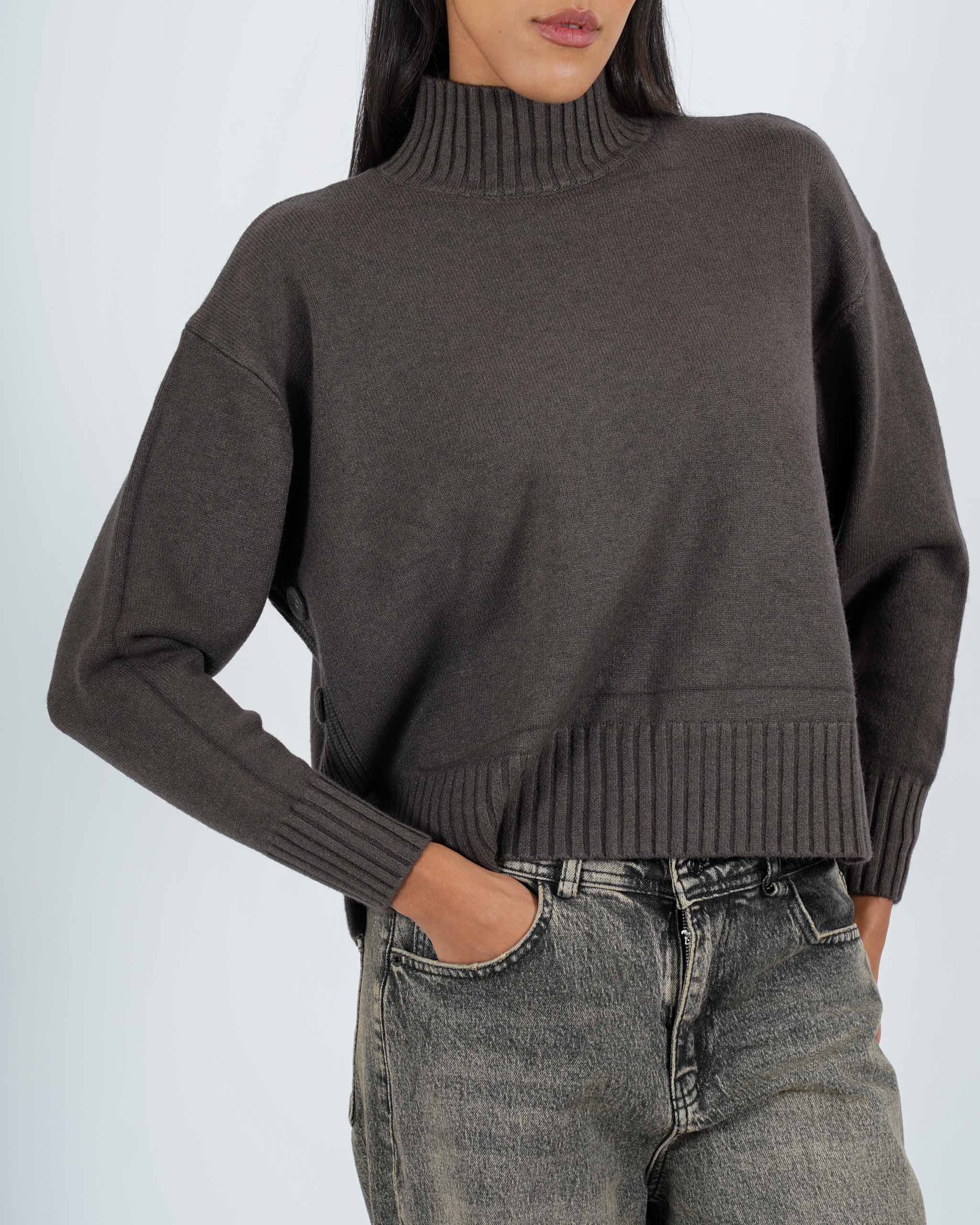 Maglia collo alto con bottoni laterali - Guglielma