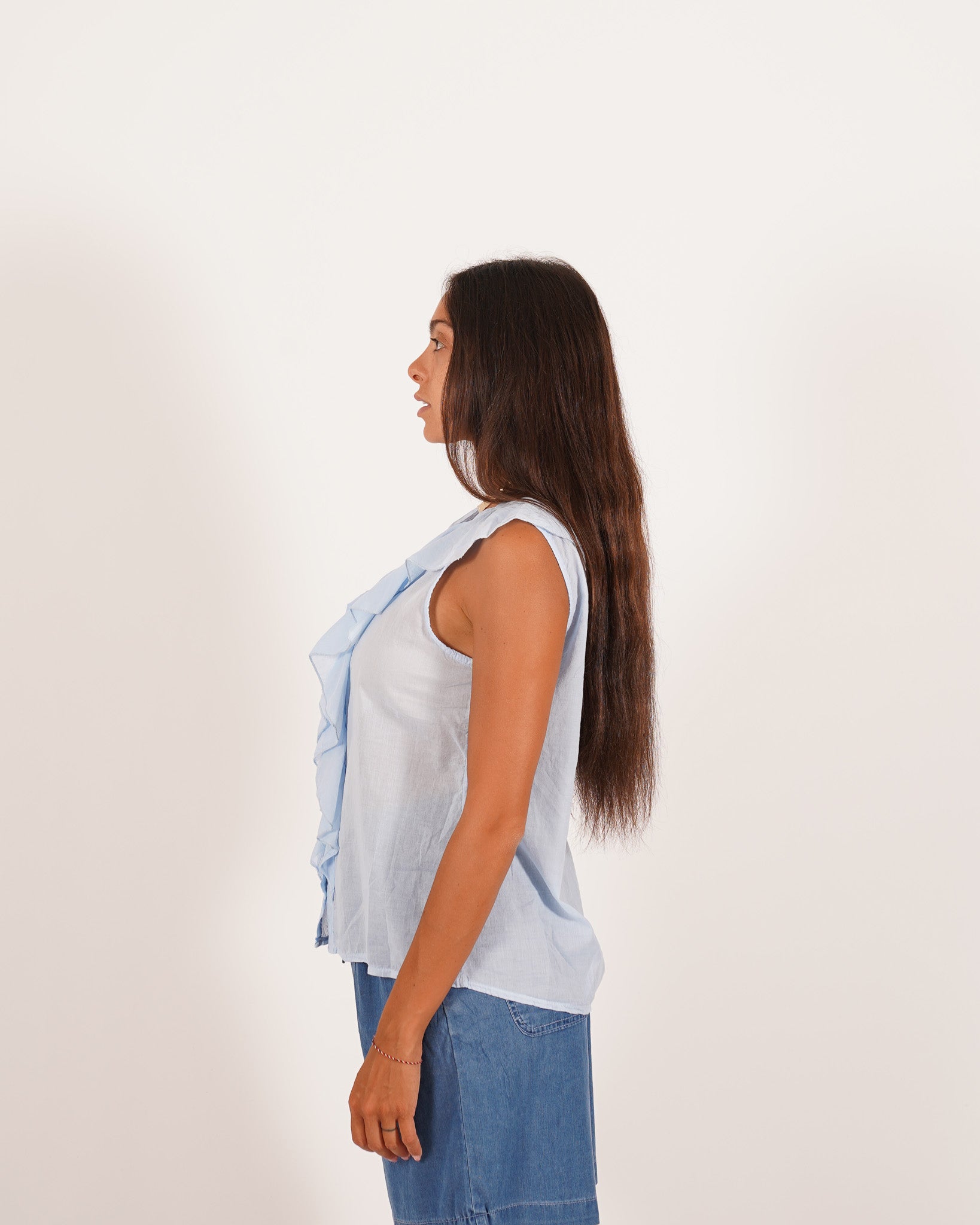 Blusa smanicata con rouche frontale - Priscilla