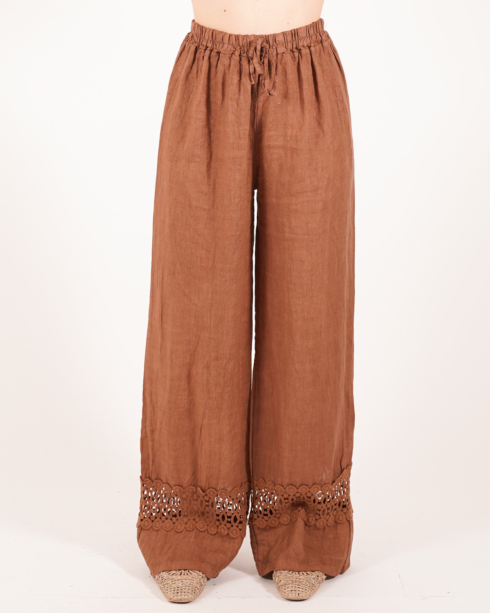 Pantaloni con elastico e passamaneria sul fondo - Caneira