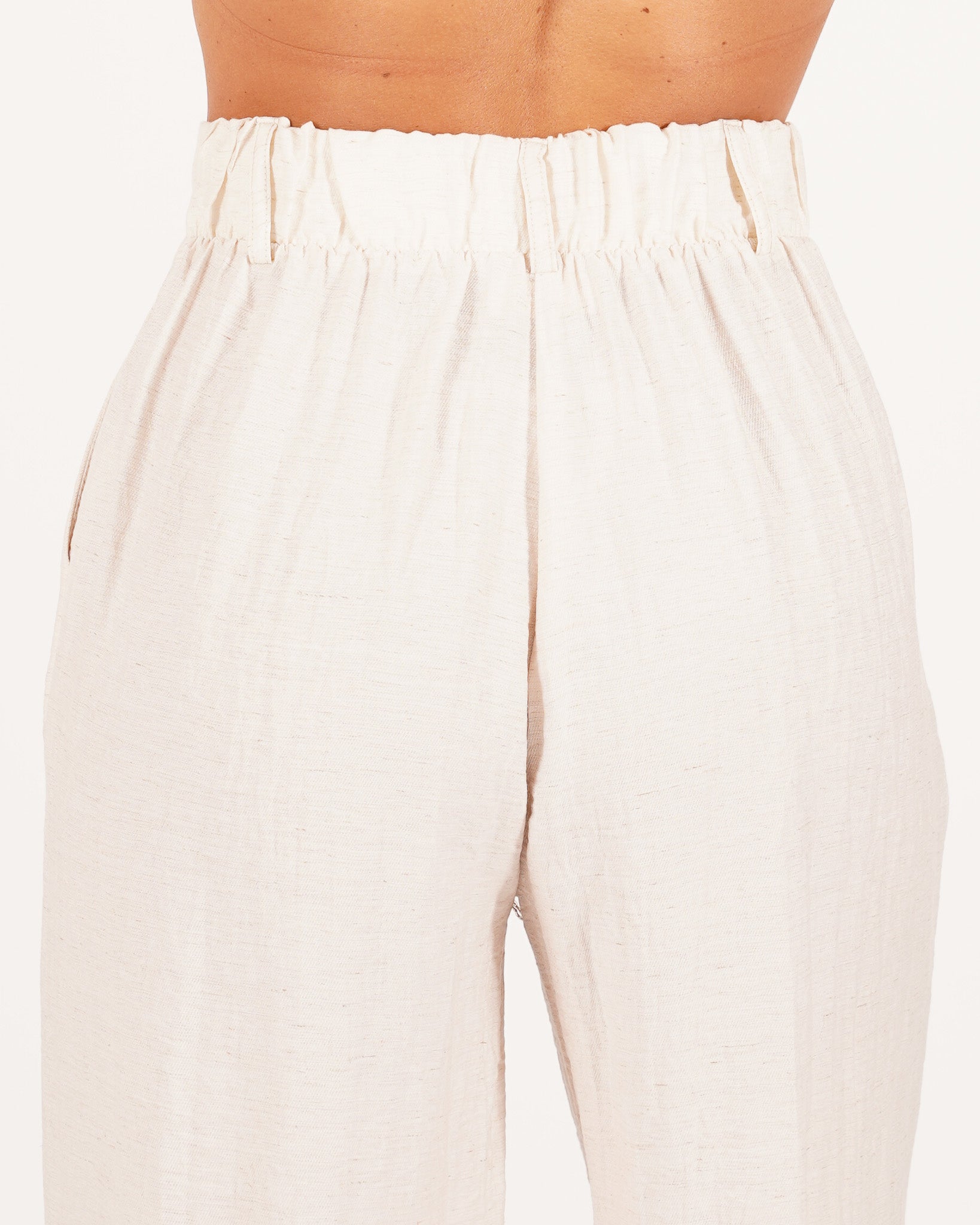 Coordinato gilet lungo pantalone regular fit e collana in pietra - Cecilia