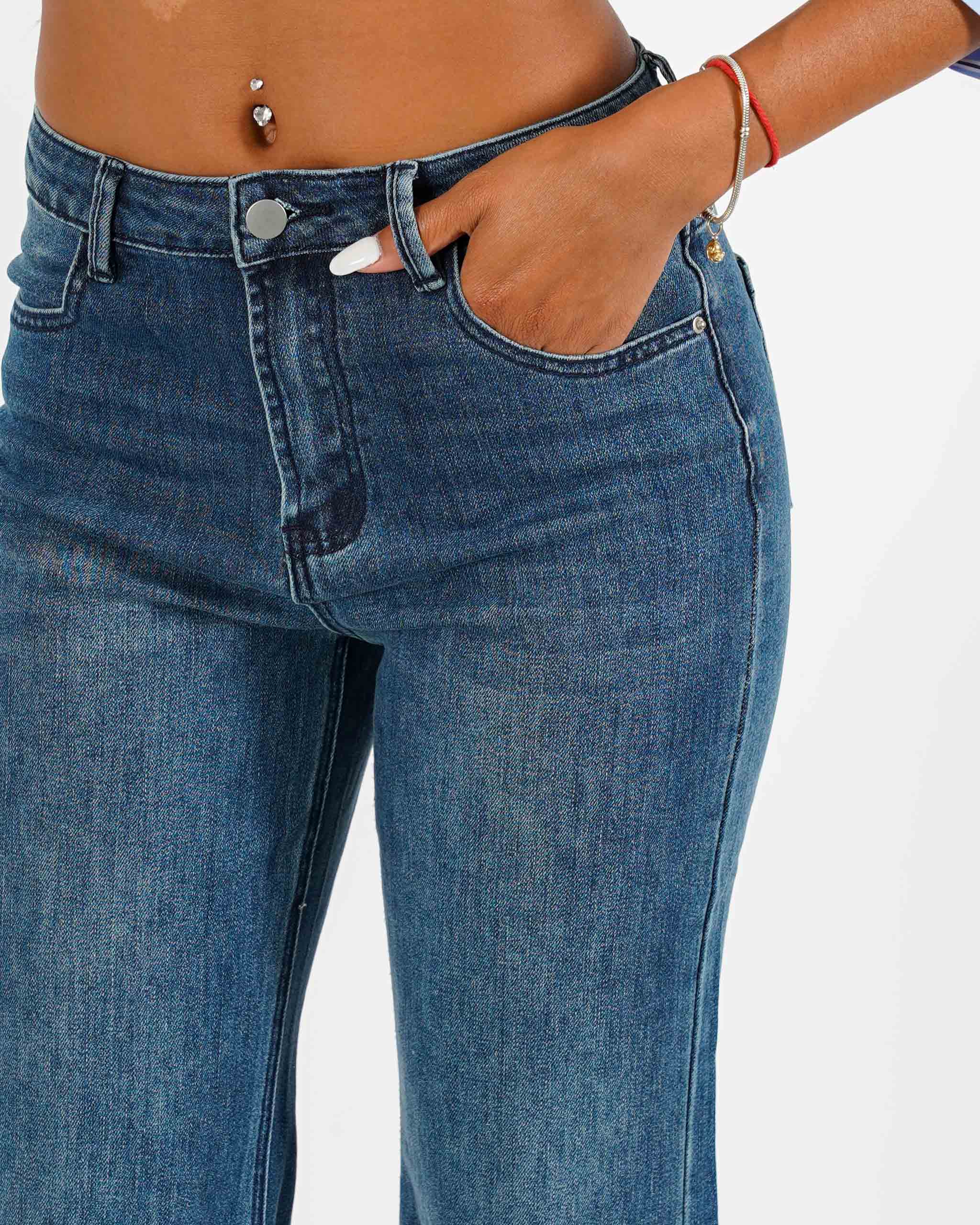 Jeans stretch gamba larga con vita regolare  - Amanda