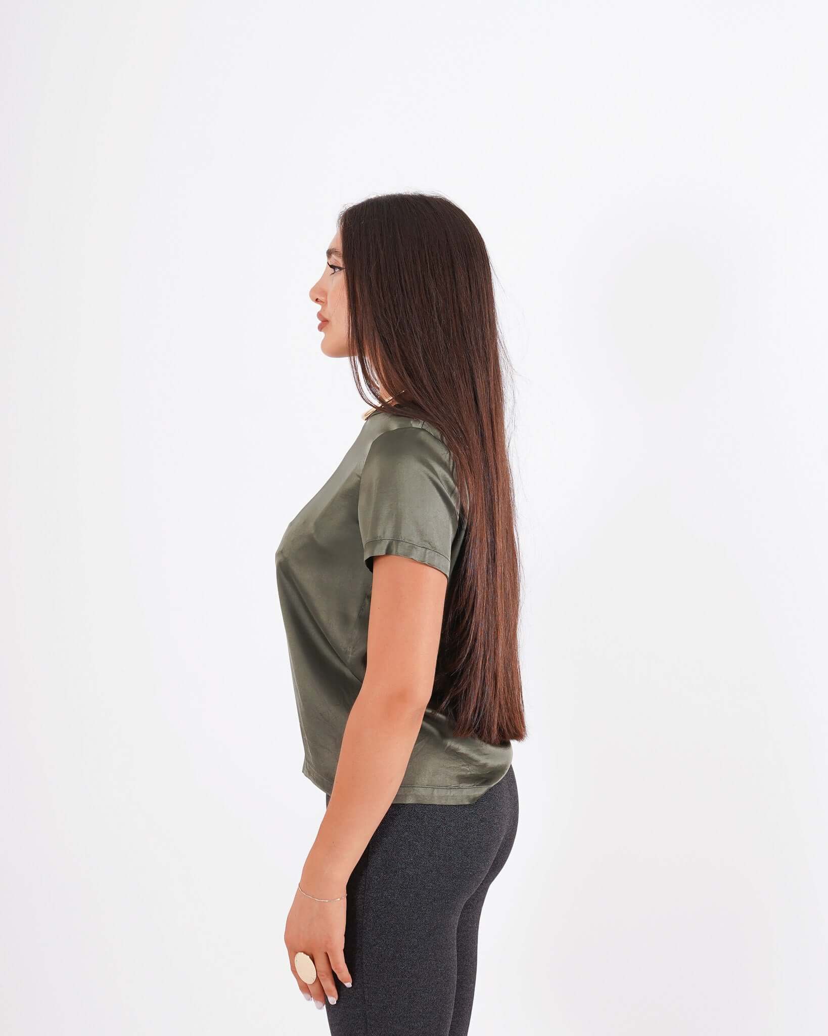 Blusa girocollo mezza manica in raso - Rewill