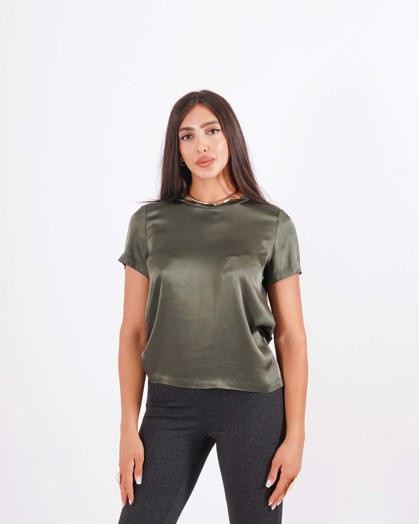 Blusa girocollo mezza manica in raso - Rewill