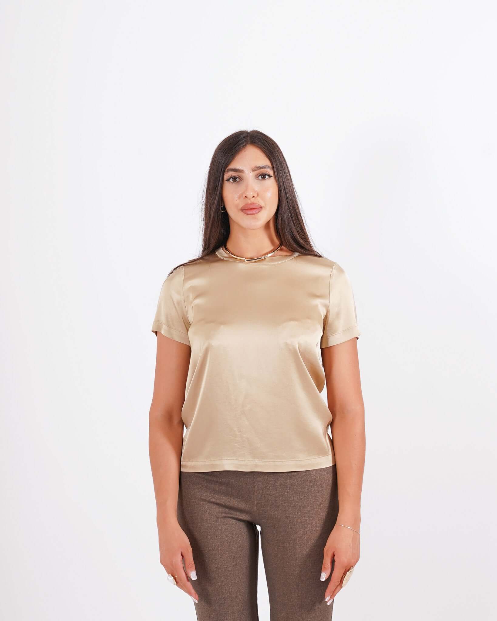 Blusa girocollo mezza manica in raso - Rewill