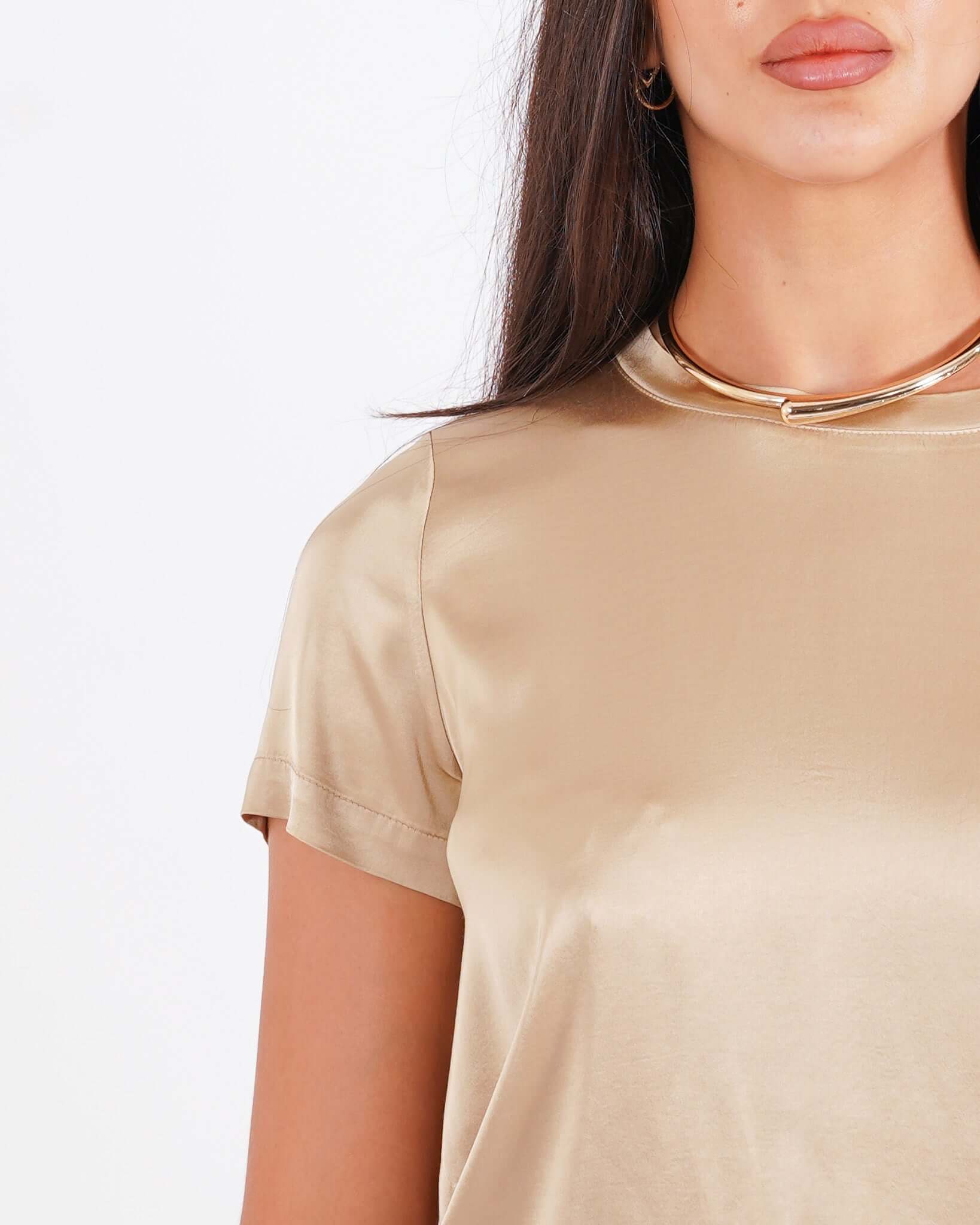 Blusa girocollo mezza manica in raso - Rewill