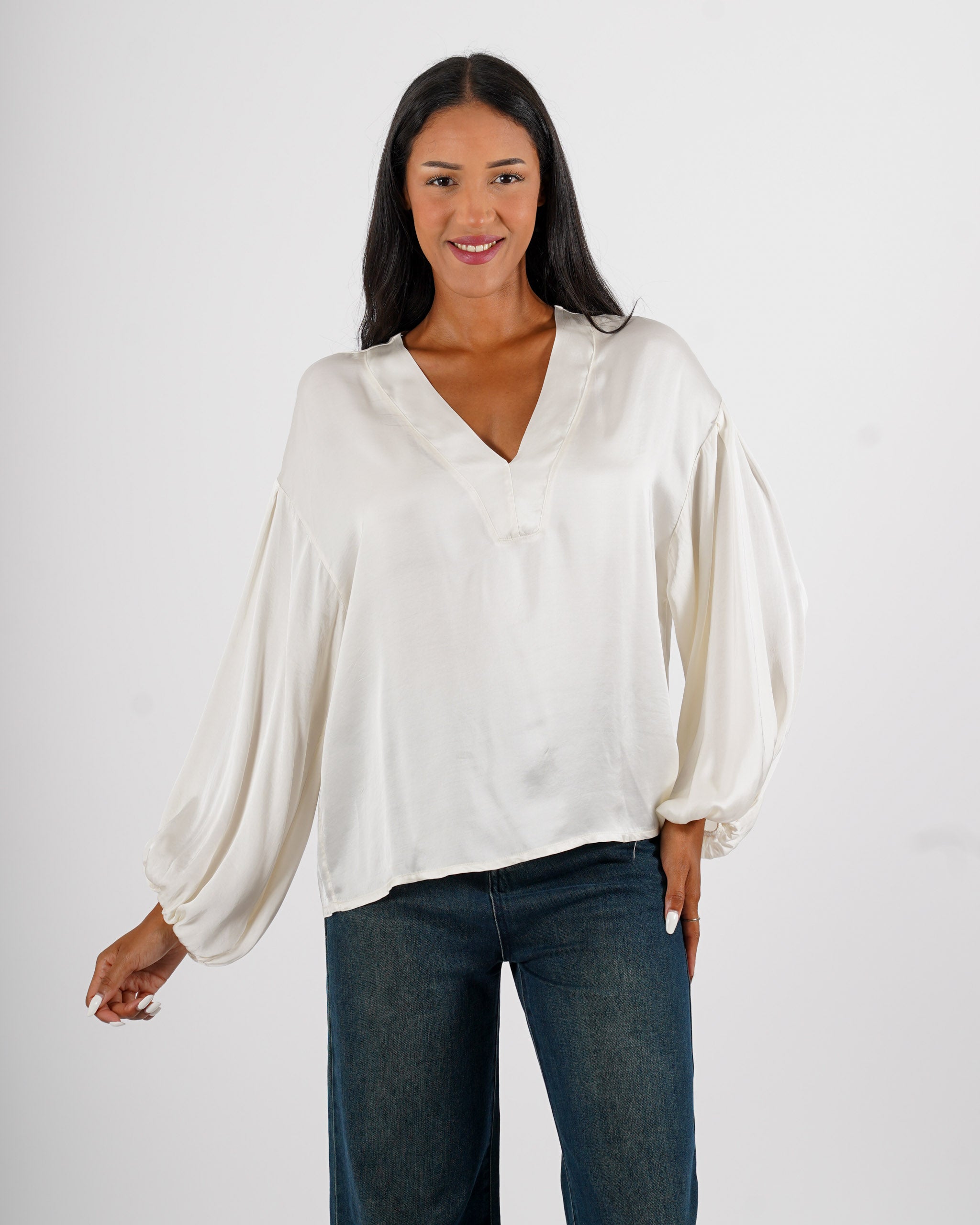 Blusa scollo a v in mano raso - Mirabel