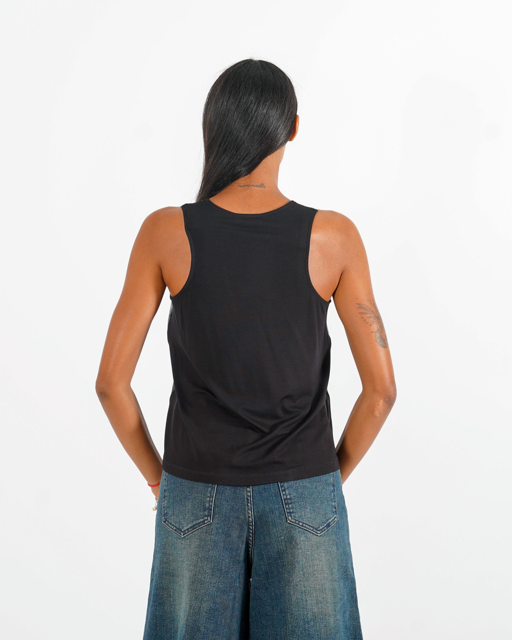 Blusa girocollo smanicata in eco pelle - Genesia - Hope Fashion