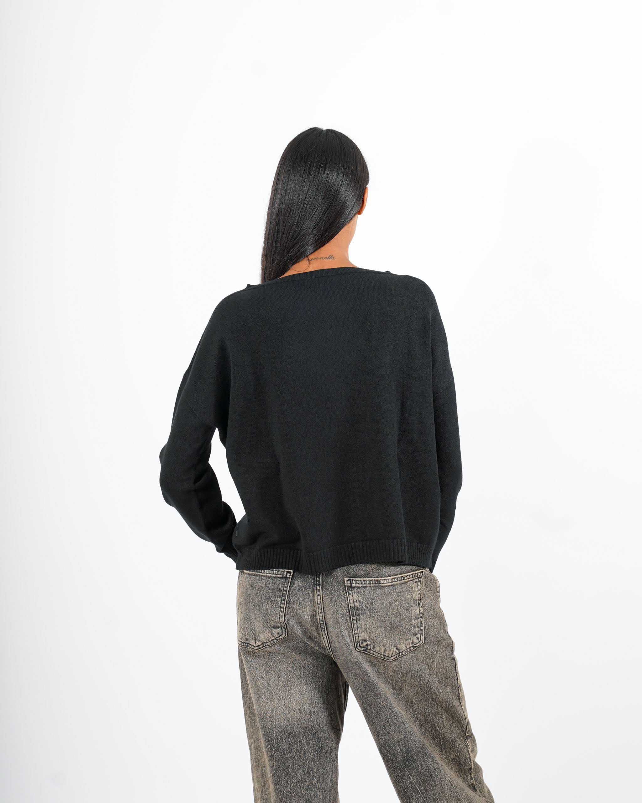 Maglia girocollo in mano lana- Nigeria