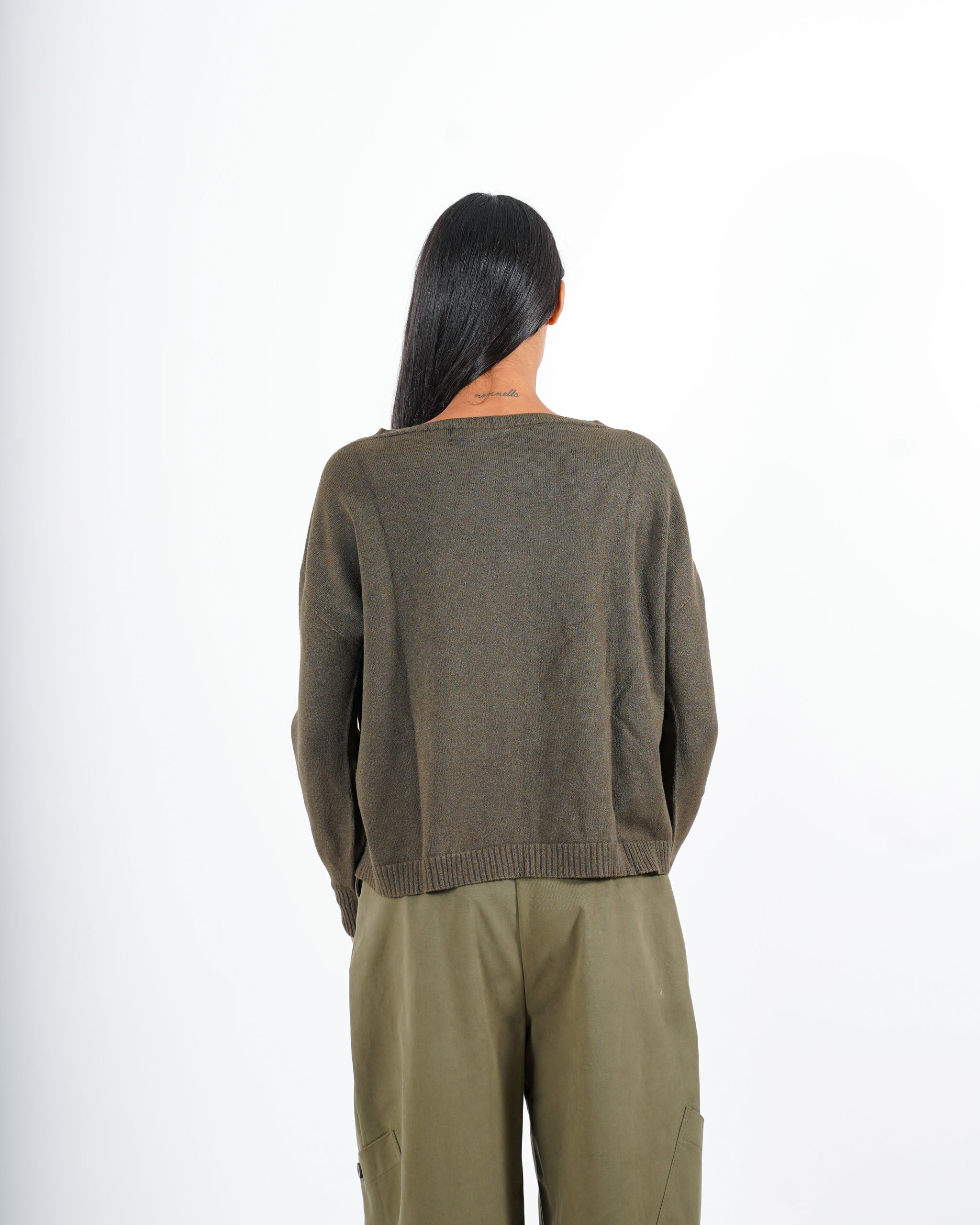 Maglia girocollo in mano lana- Nigeria