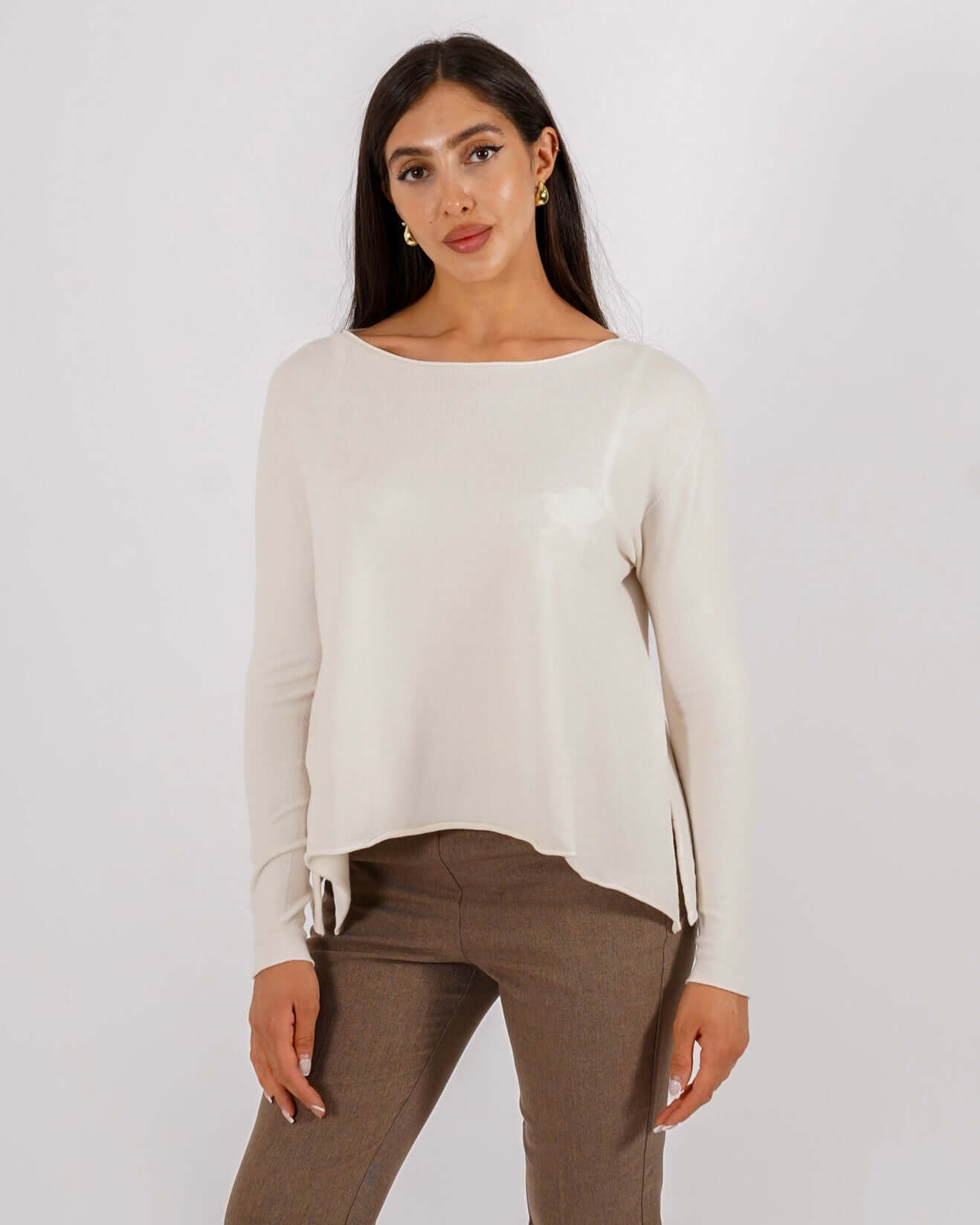 Maglia girocollo minimal con spacchi laterali - Austria